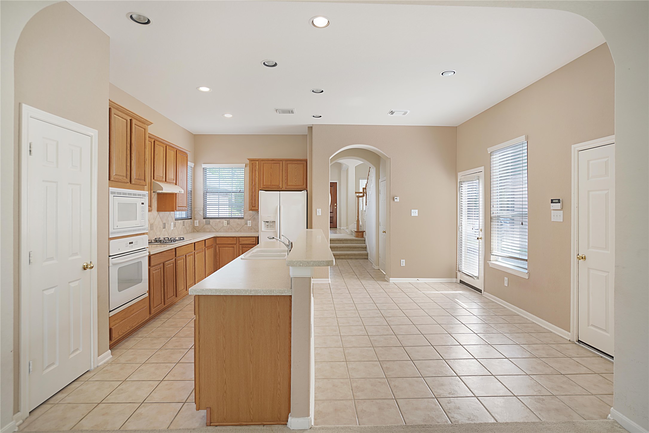 111 Zephyr Bend Place Property Photo 10