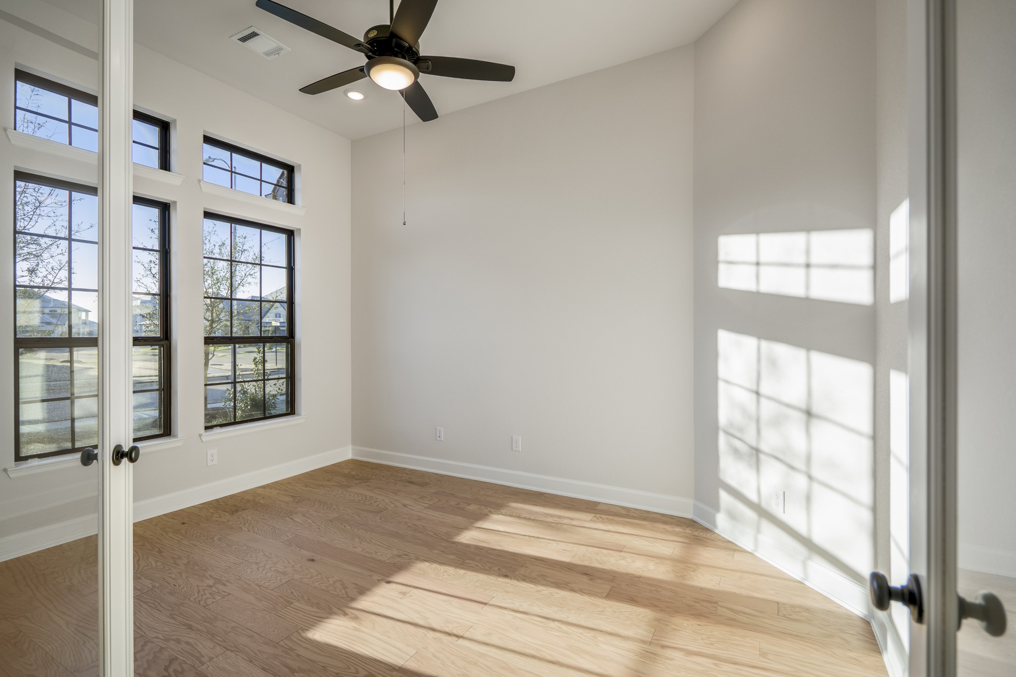 7830 Elizabeth Creek Court Property Photo 21