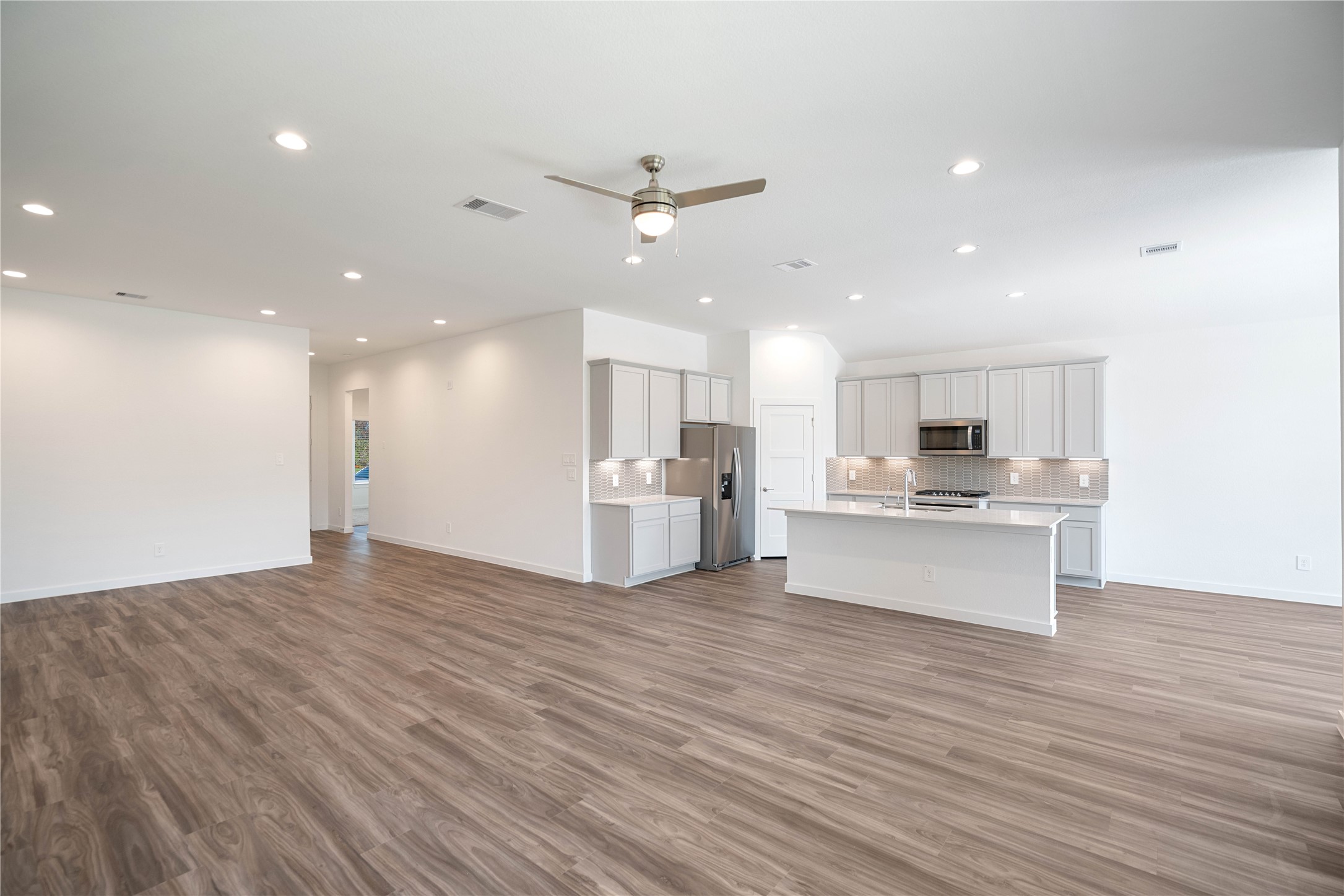 13325 Big Sky Court Property Photo 6