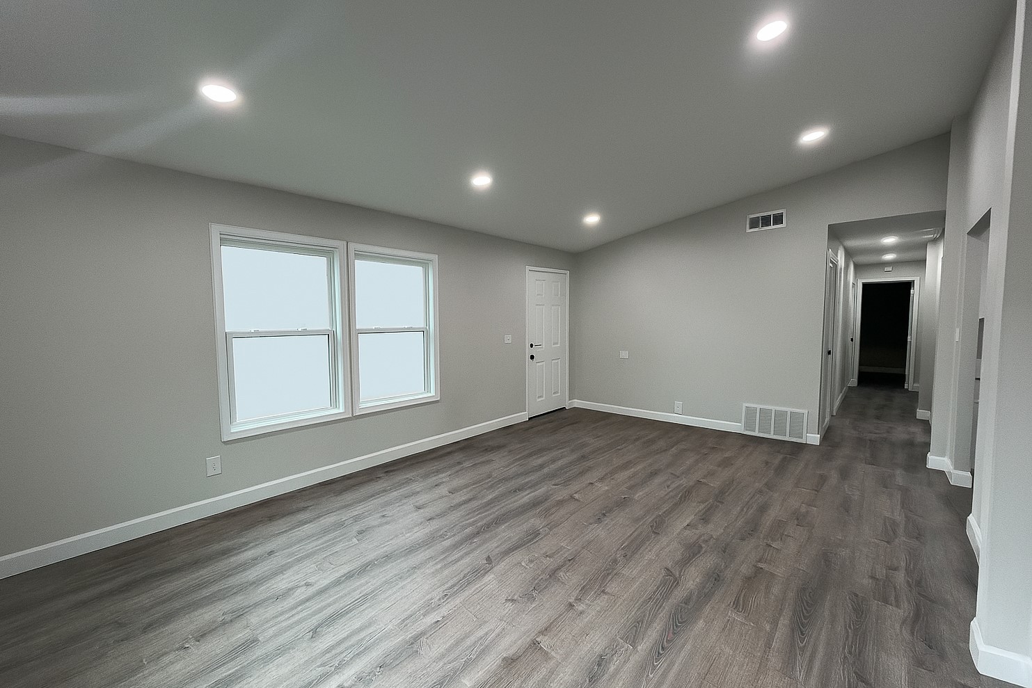 3 Becca Court B Property Photo 2
