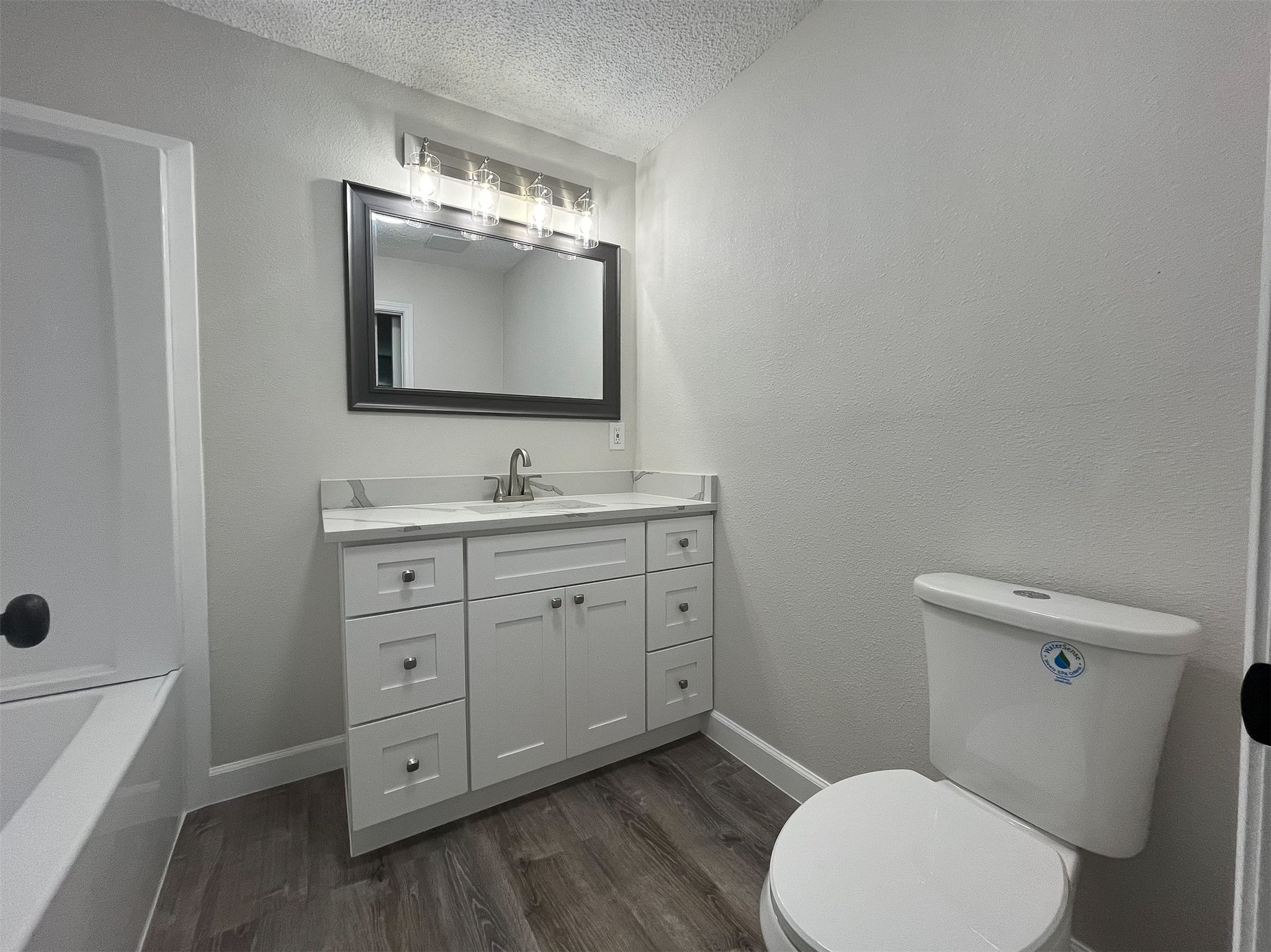 3 Becca Court B Property Photo 10