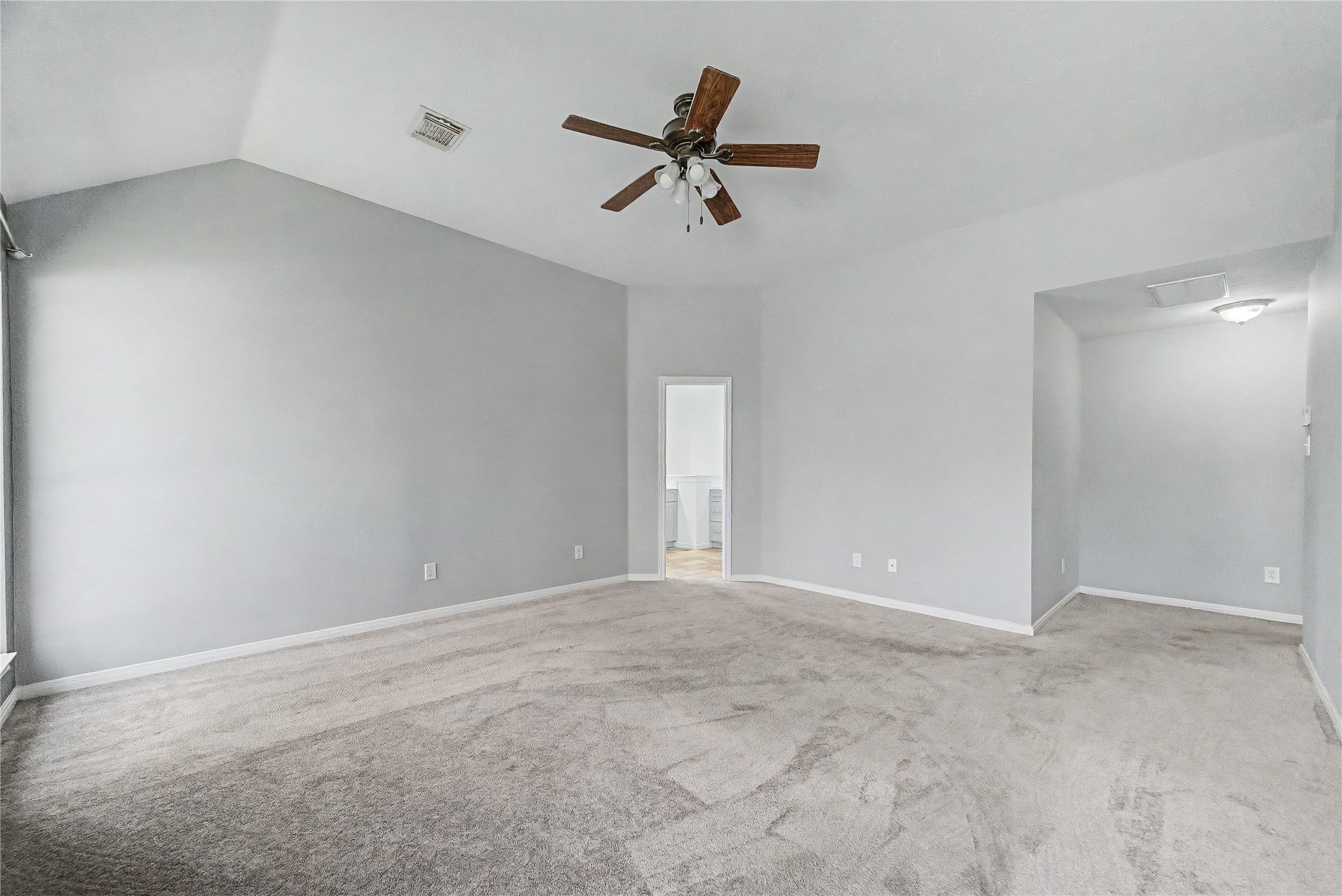 3615 Turtle Cove Drive Property Photo 3