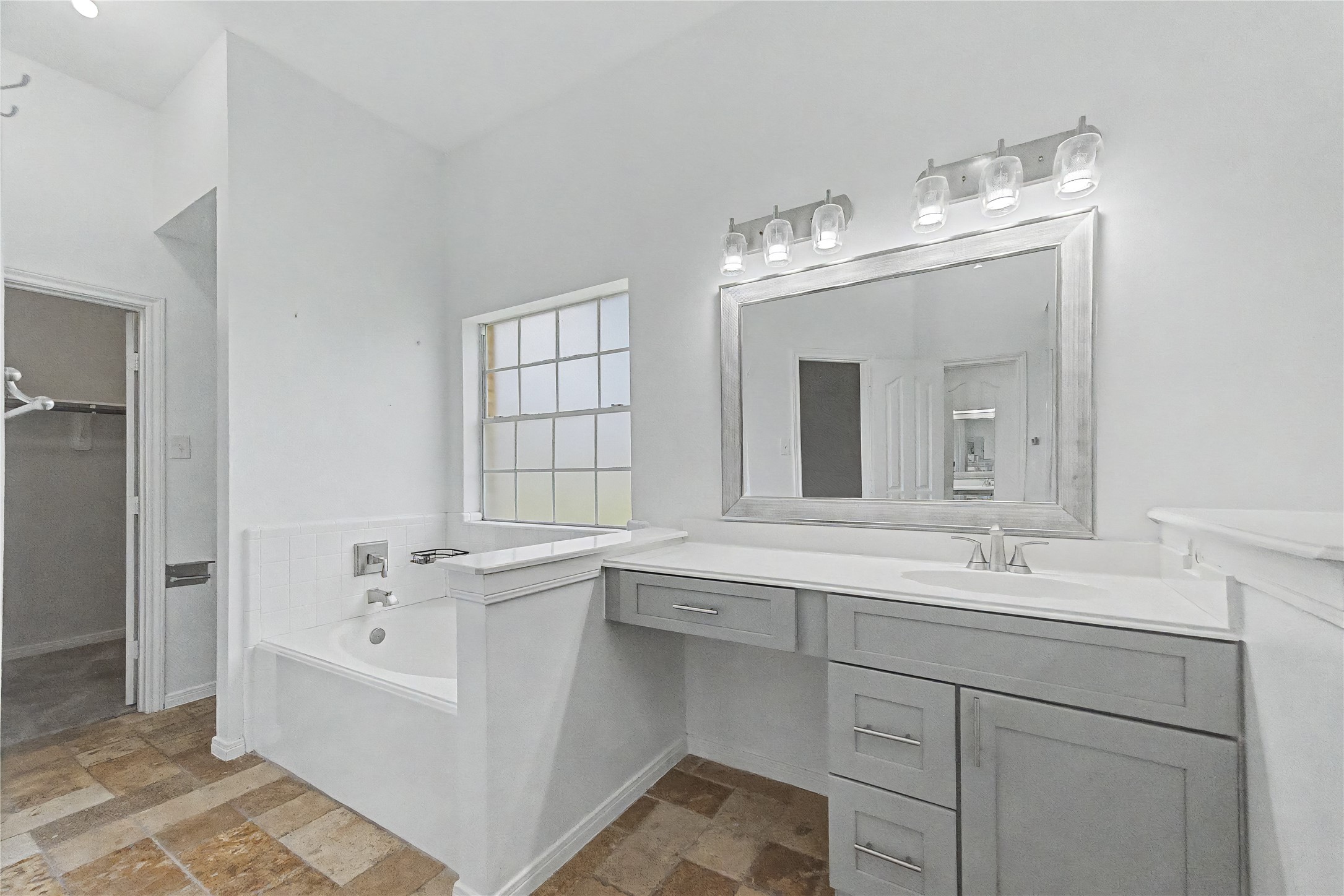 3615 Turtle Cove Drive Property Photo 6