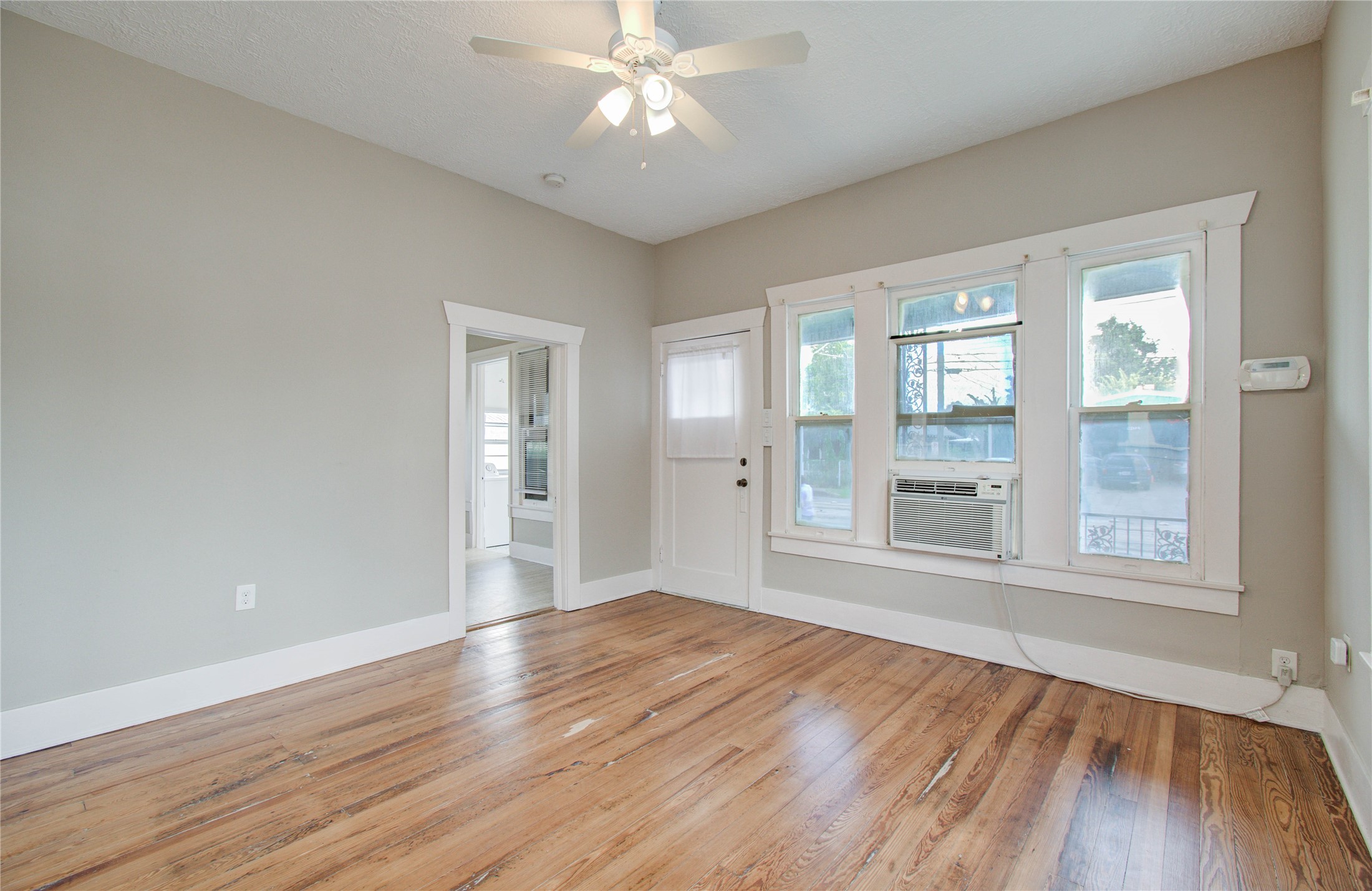 901 Boundary Street Property Photo 5