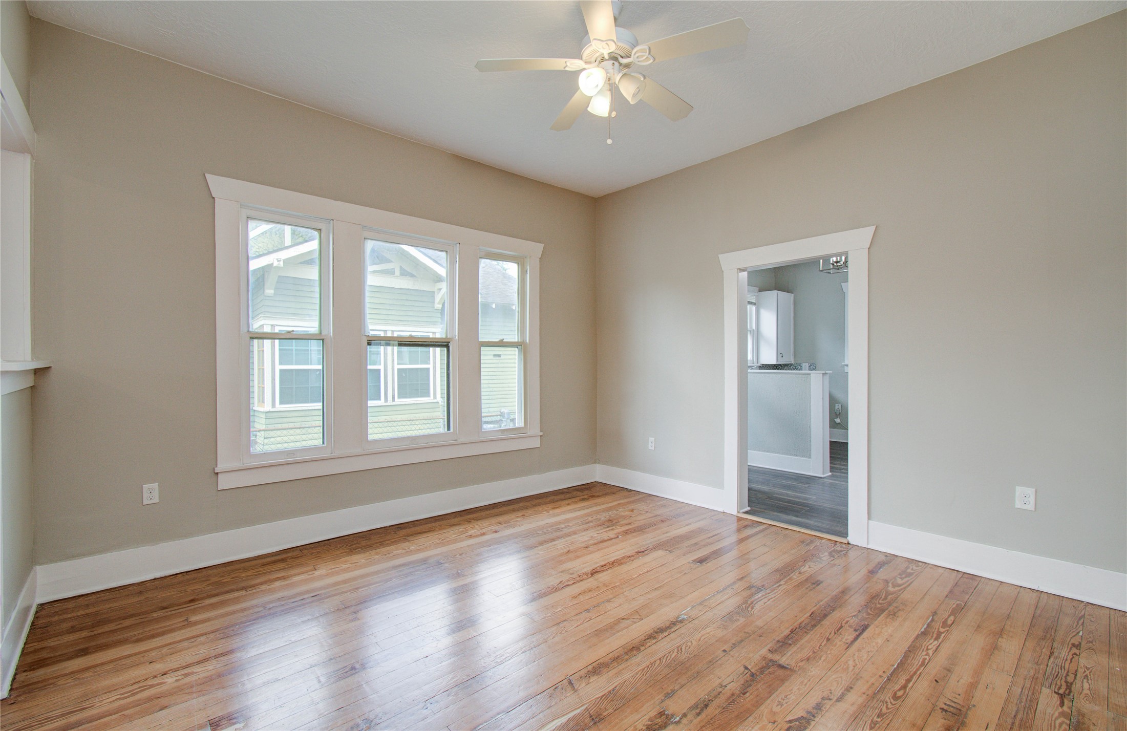 901 Boundary Street Property Photo 10