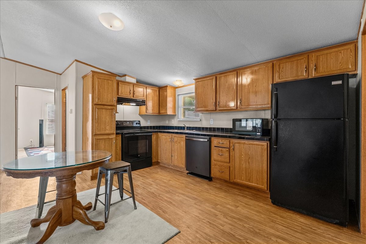 12717 33rd Street Property Photo 6