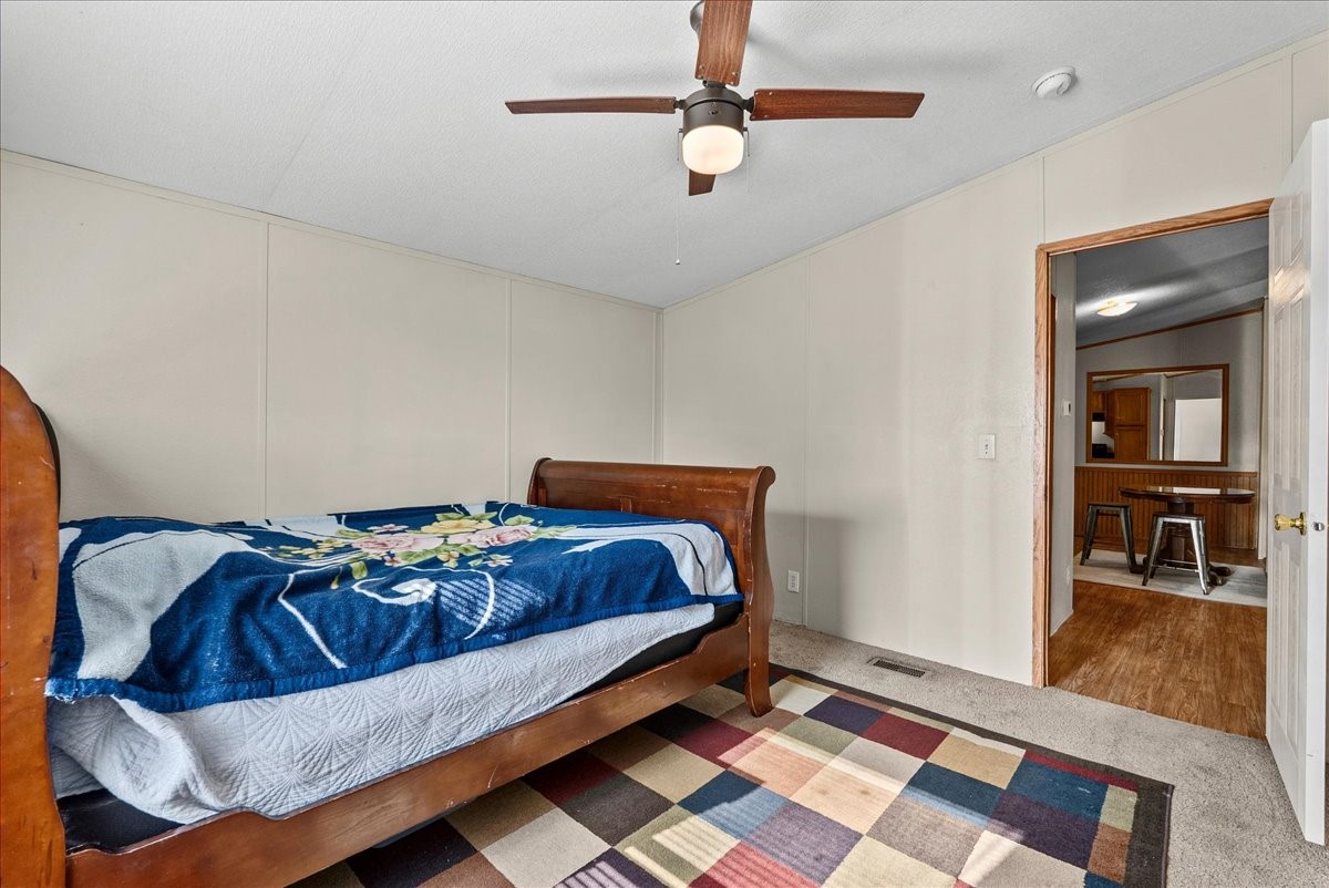 12717 33rd Street Property Photo 18