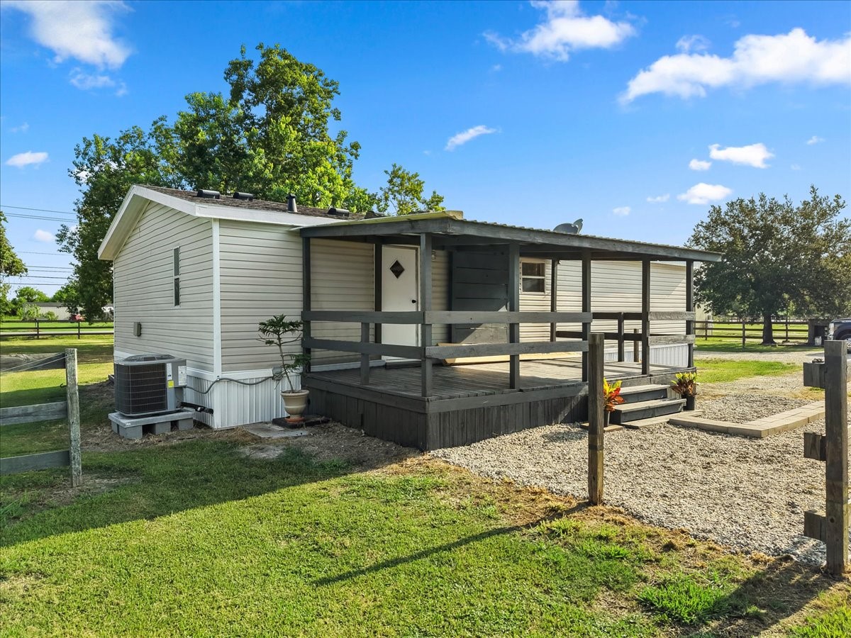 12717 33rd Street Property Photo 26