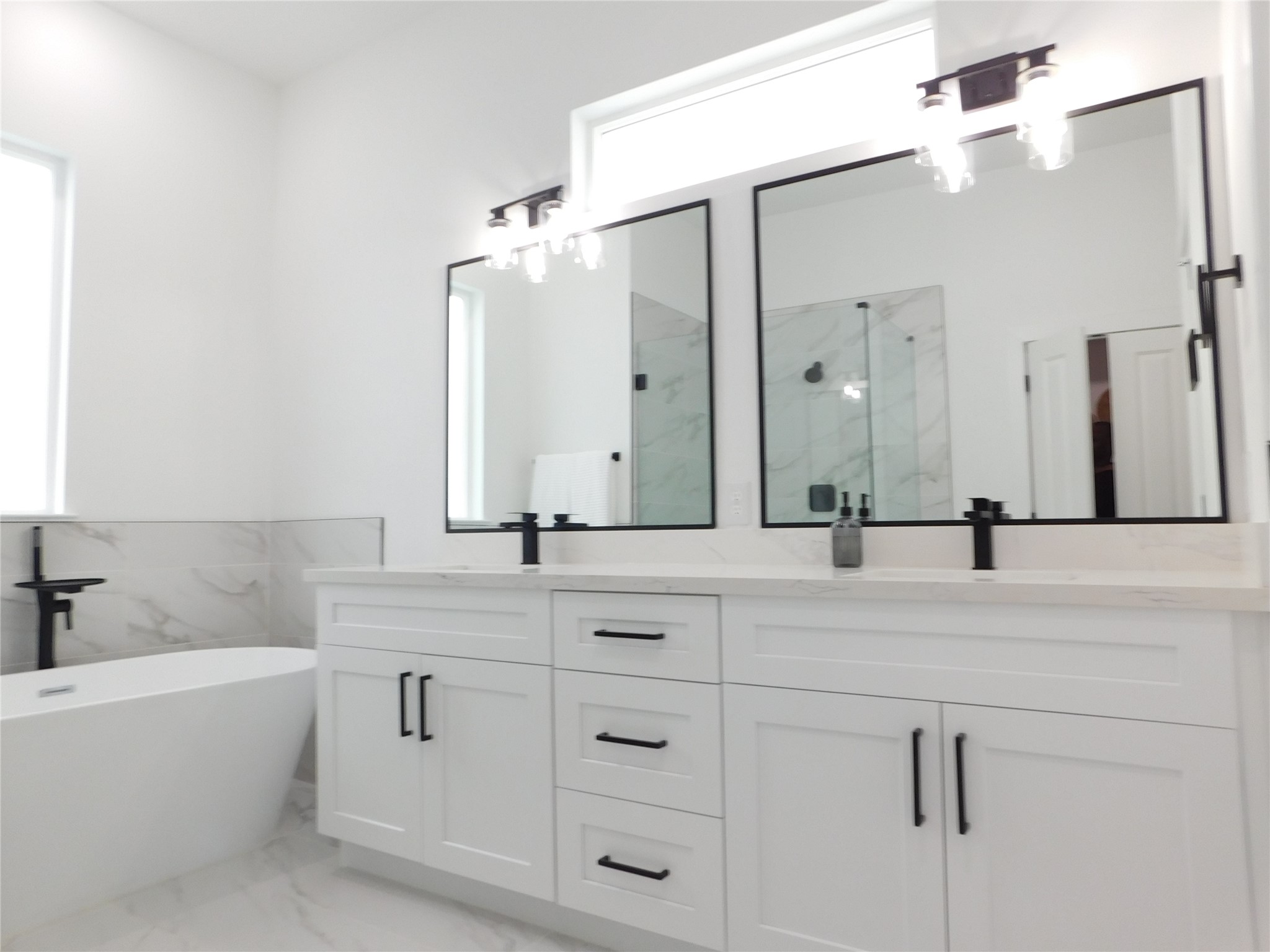 3460 Bremond Street Property Photo 29