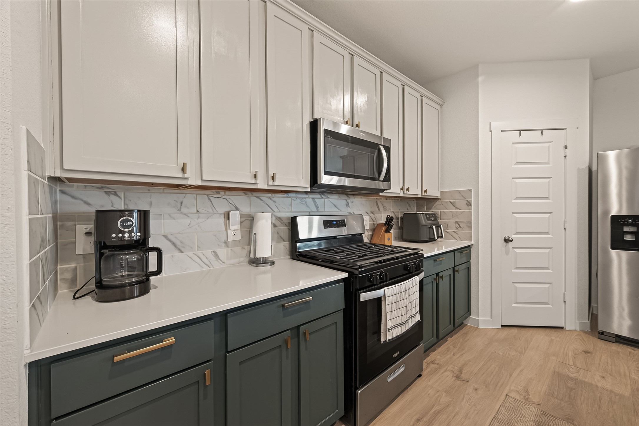 4035 Pierce Place Lane Property Photo 16