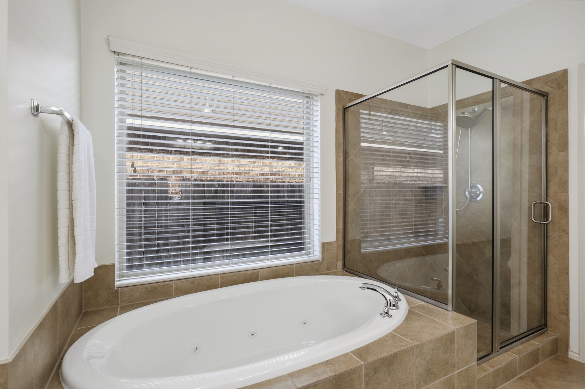 6923 Long Bay Lane Property Photo 12