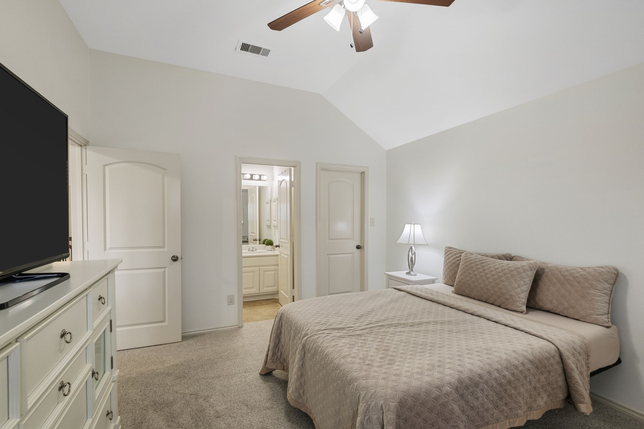 6923 Long Bay Lane Property Photo 17