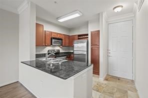 7575 Kirby Drive 3205 Property Photo 3