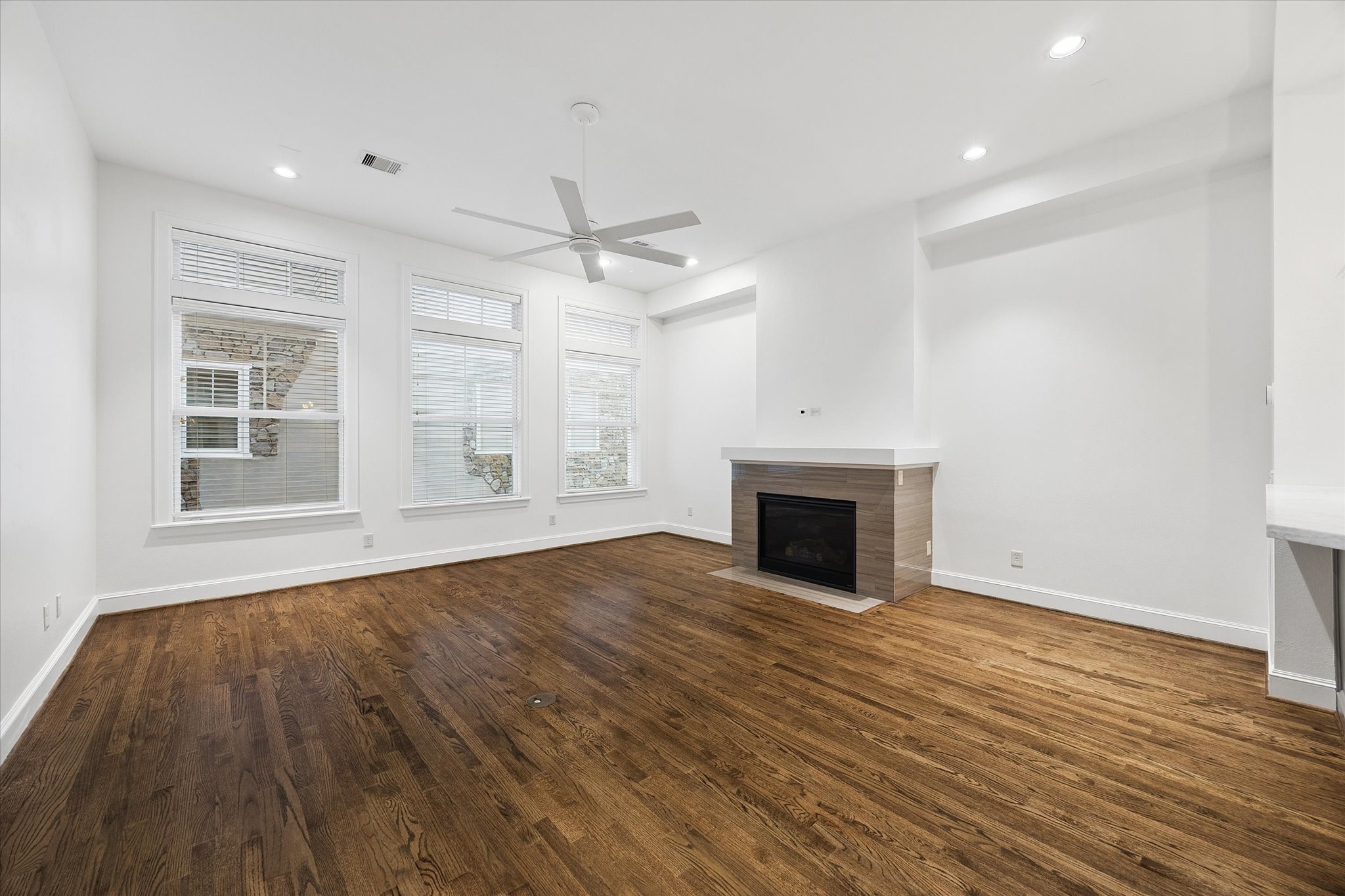 1919 Colquitt Street B Property Photo 17