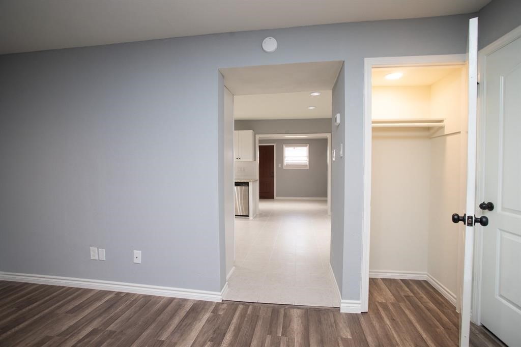 5821 Sunforest Dr Property Photo 11
