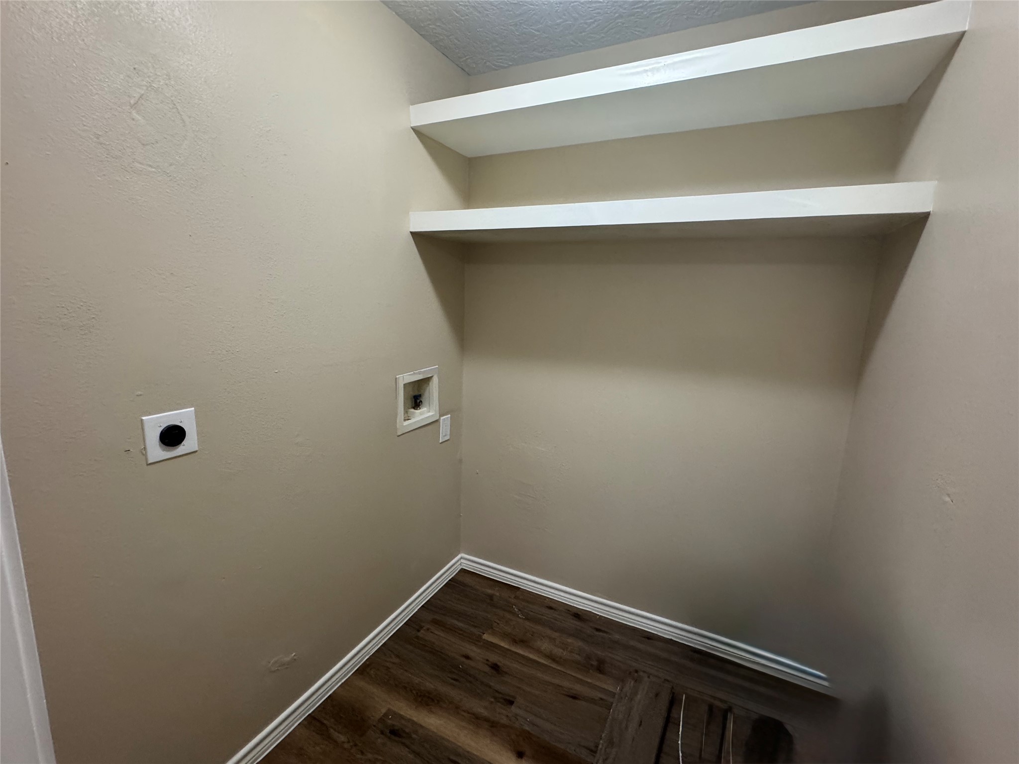 1592 Dr Martin Luther King Drive Property Photo 11