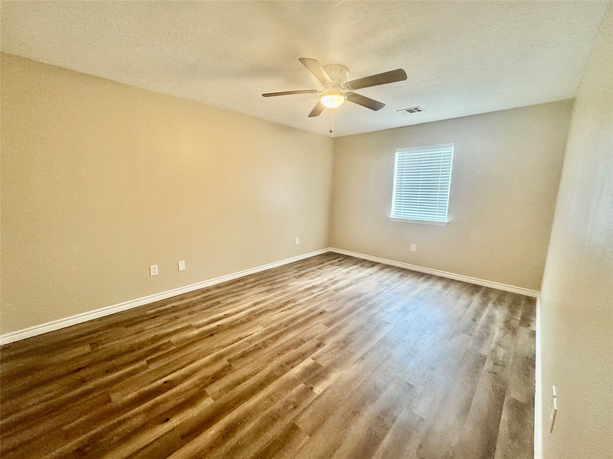 1592 Dr Martin Luther King Drive Property Photo 13