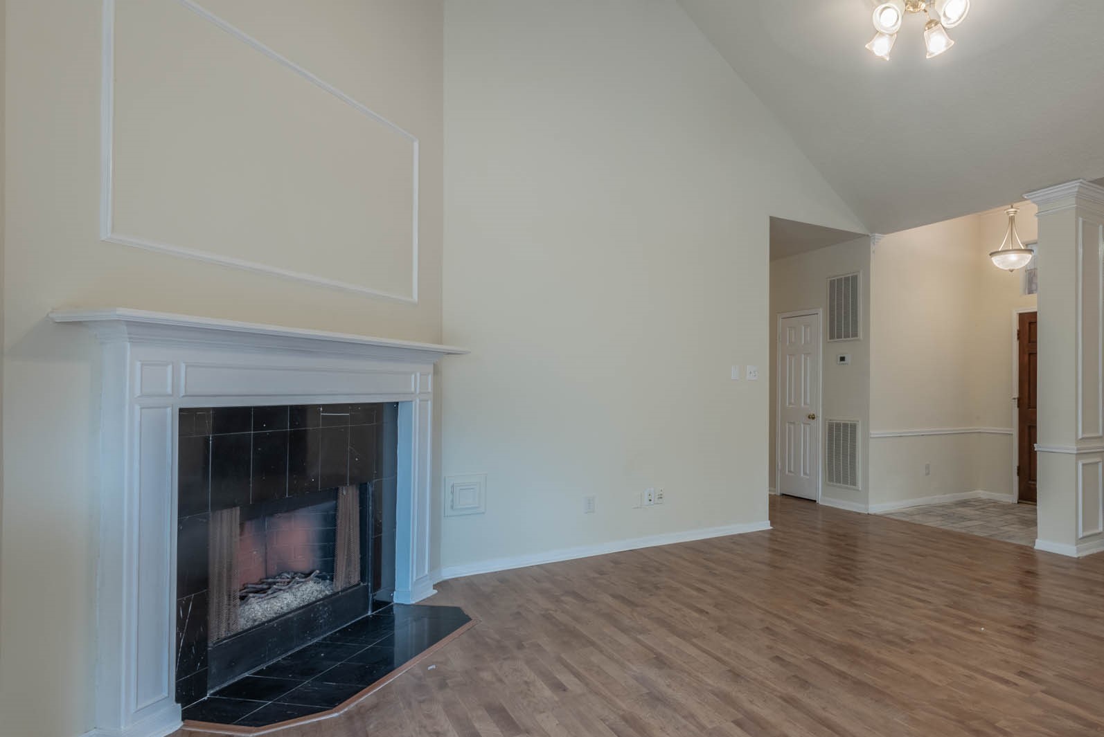 17030 Macleish Drive Property Photo 5