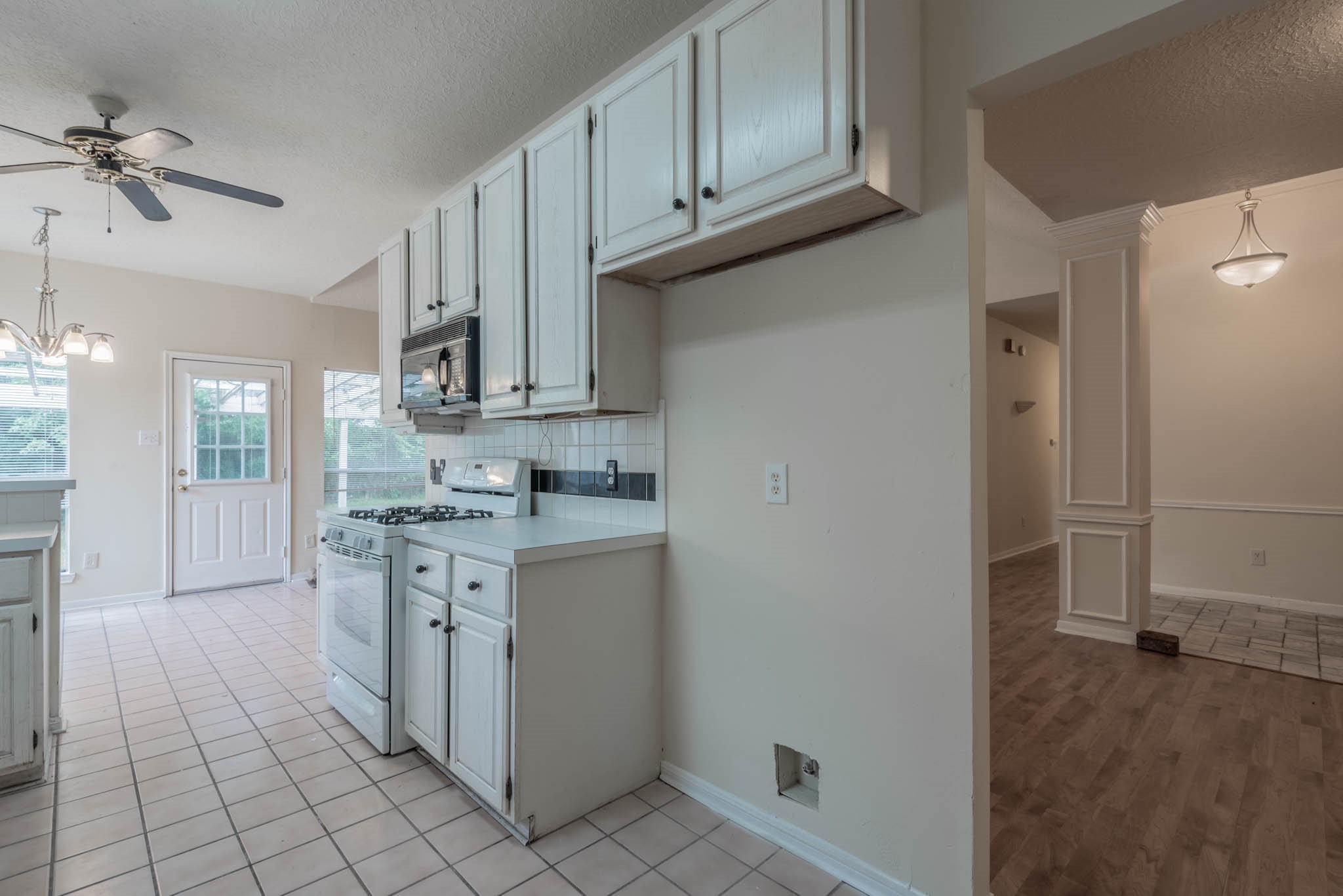 17030 Macleish Drive Property Photo 11