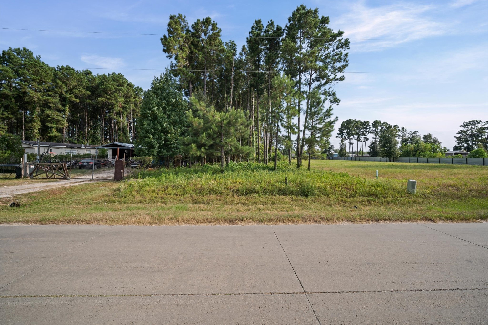 900 County Road 3545 Property Photo 2