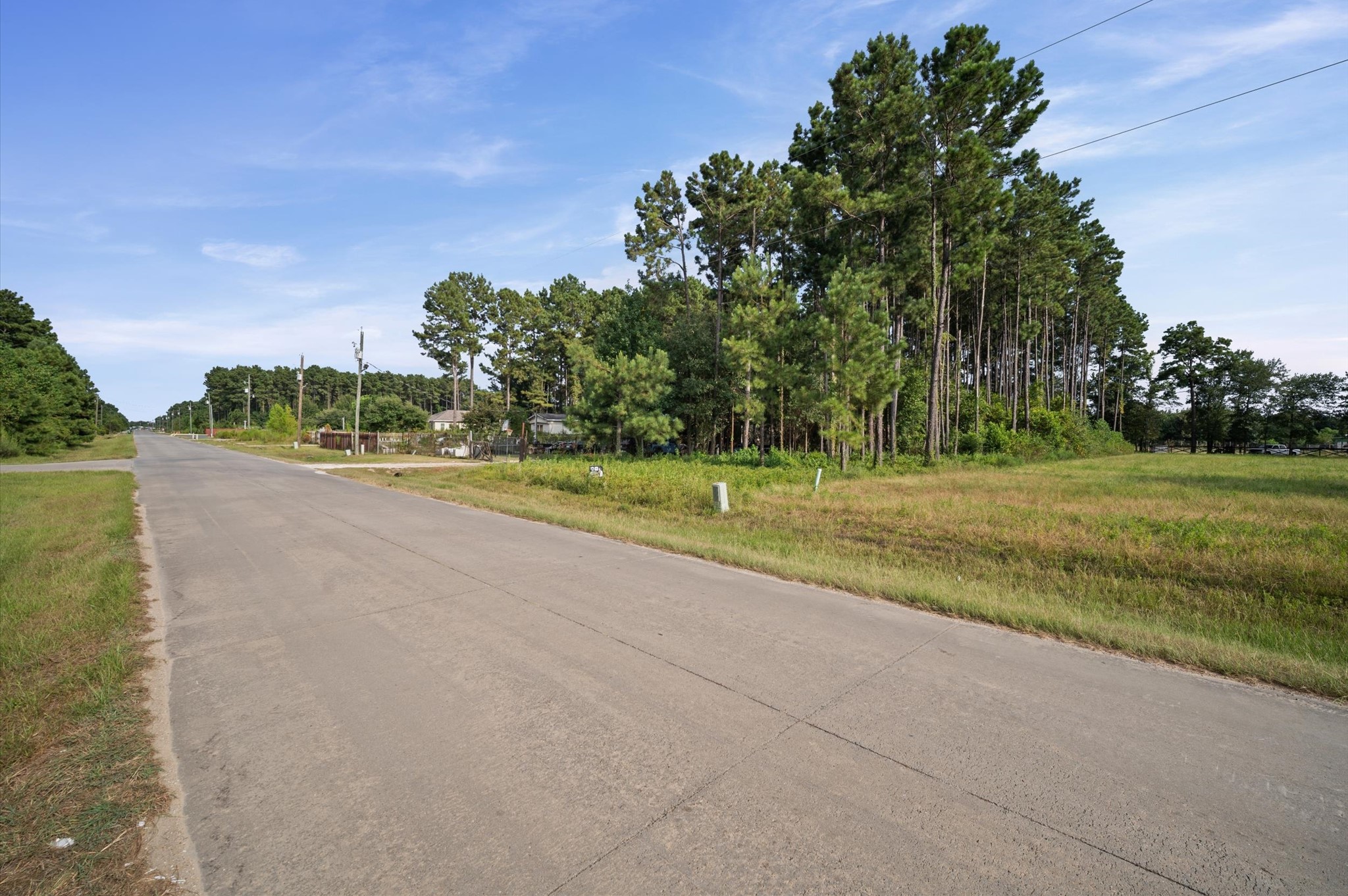 900 County Road 3545 Property Photo 4