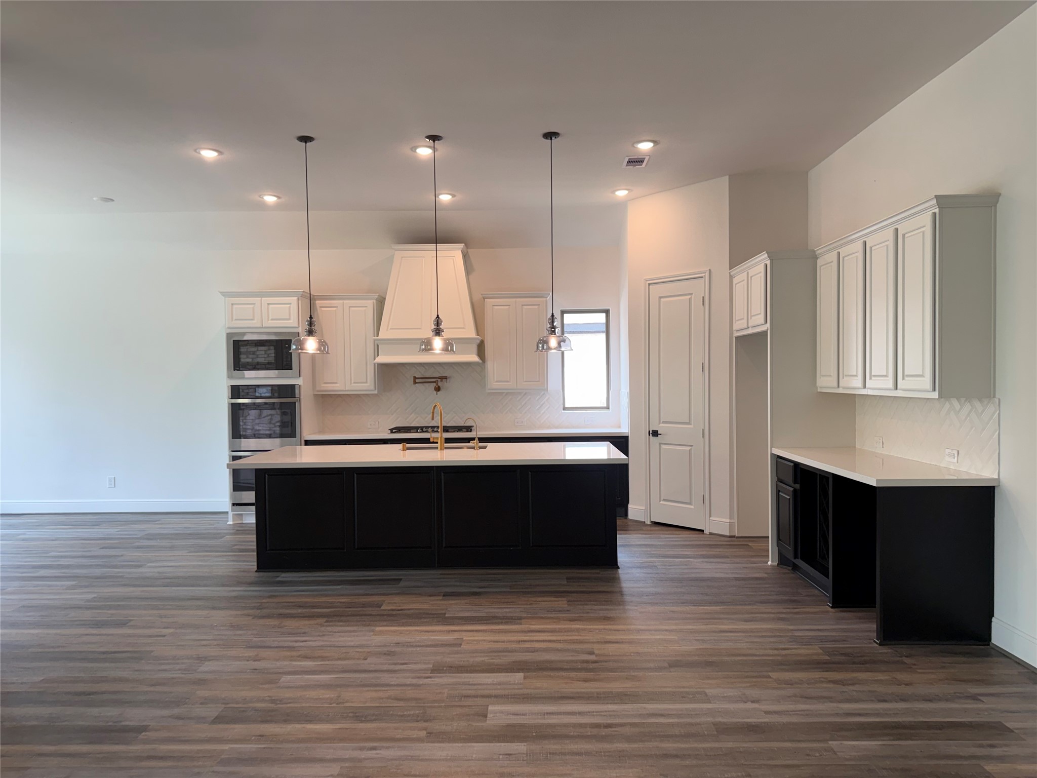 15423 Sun Rose Street Property Photo 14