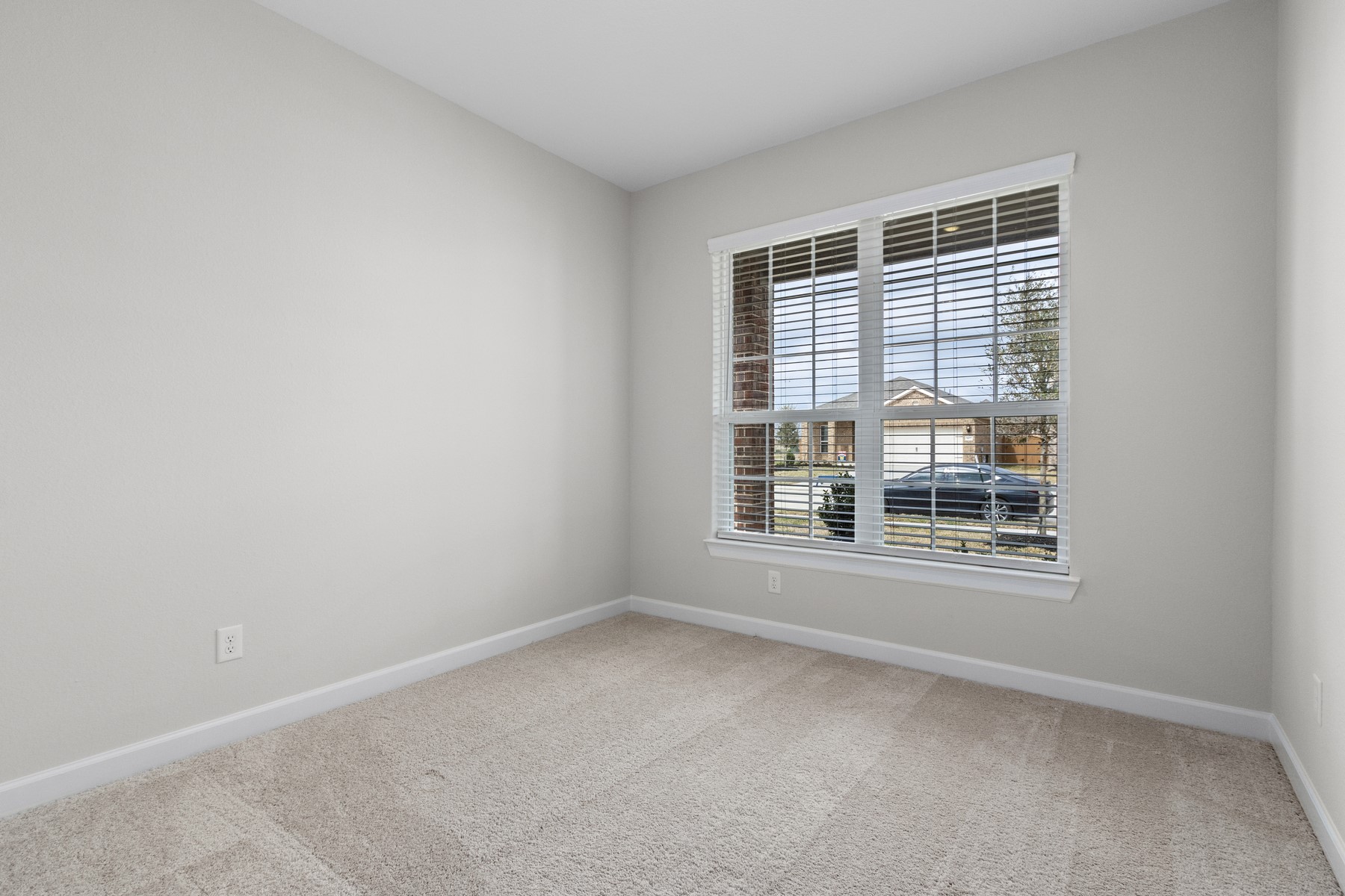 1110 Whispering Winds Drive Property Photo 14