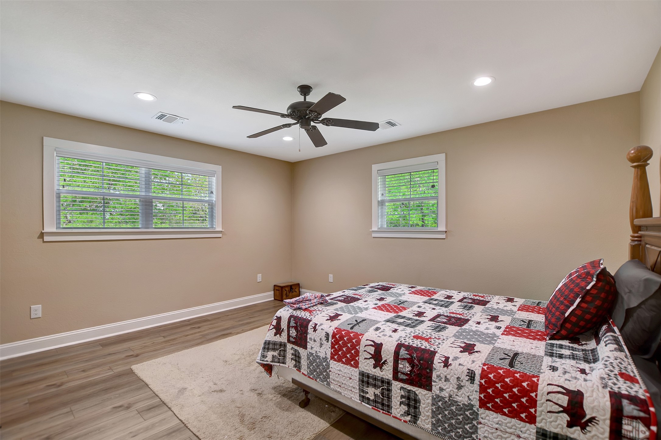 1196 Evelyn Court Property Photo 33