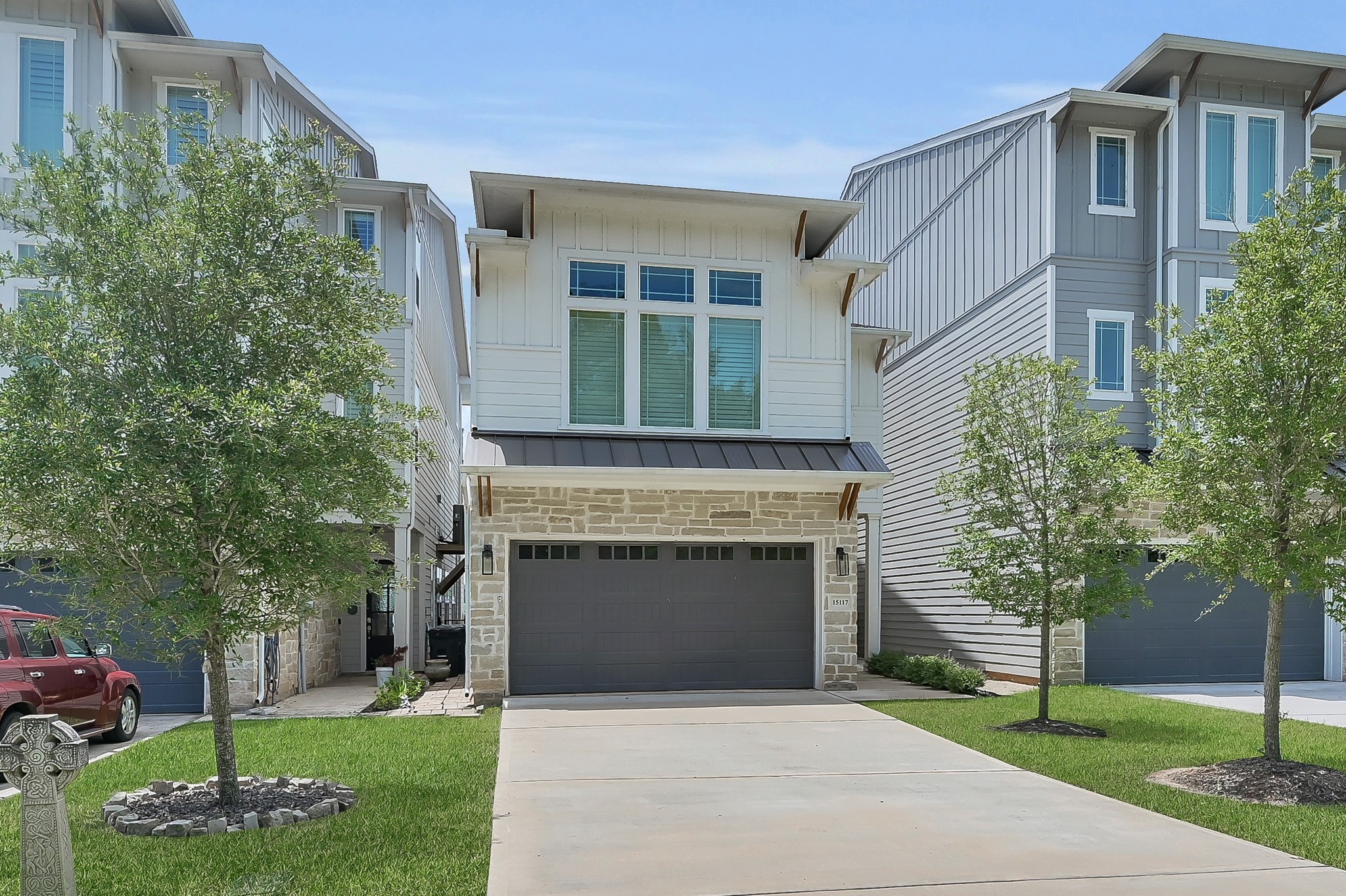 15117 Marina Drive Property Photo