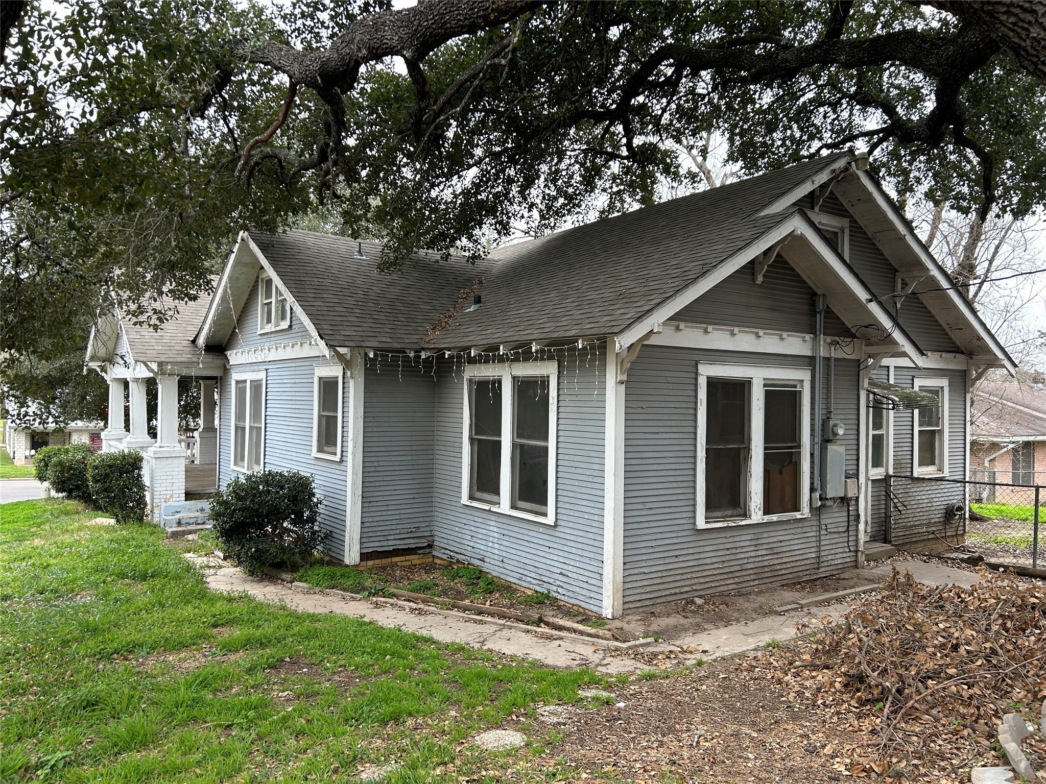 1707 S Day Street Property Photo 3