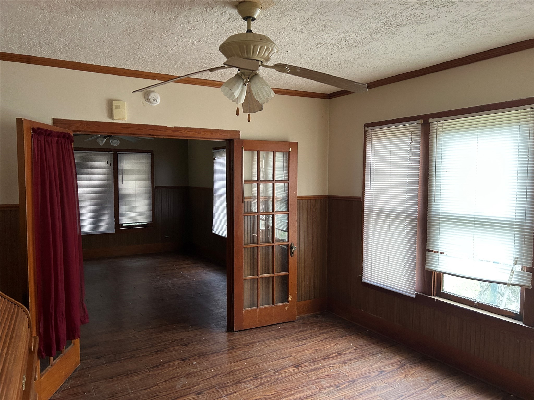 1707 S Day Street Property Photo 8