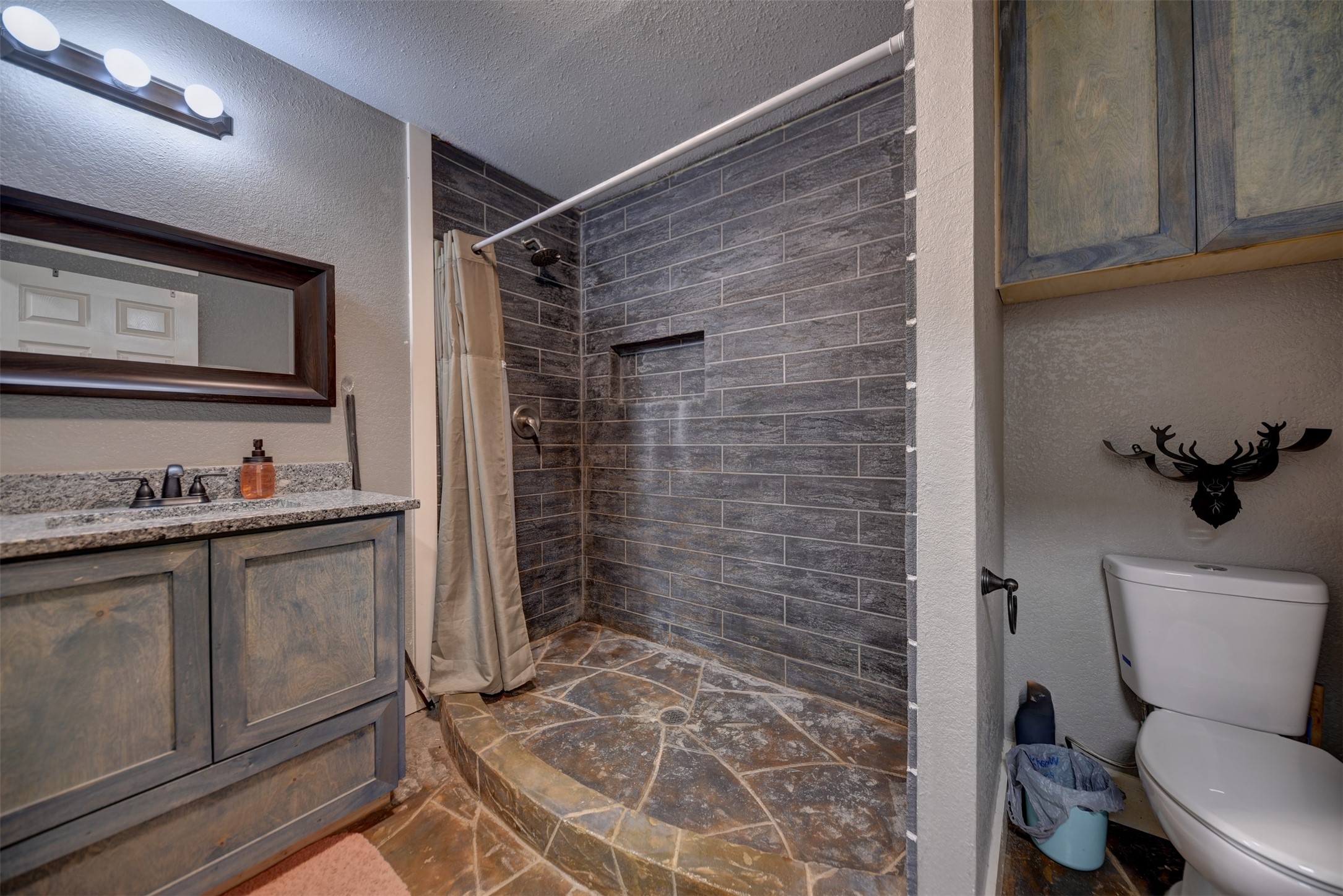 3072 First Street Property Photo 13