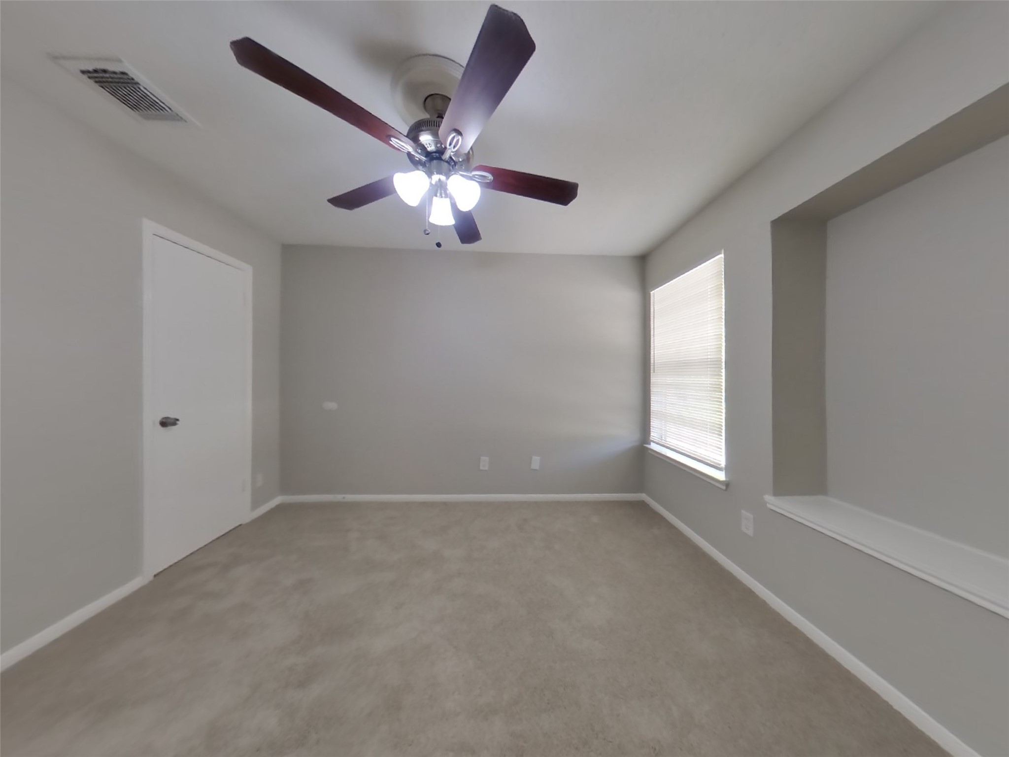 7717 Intrepid Street Property Photo 9