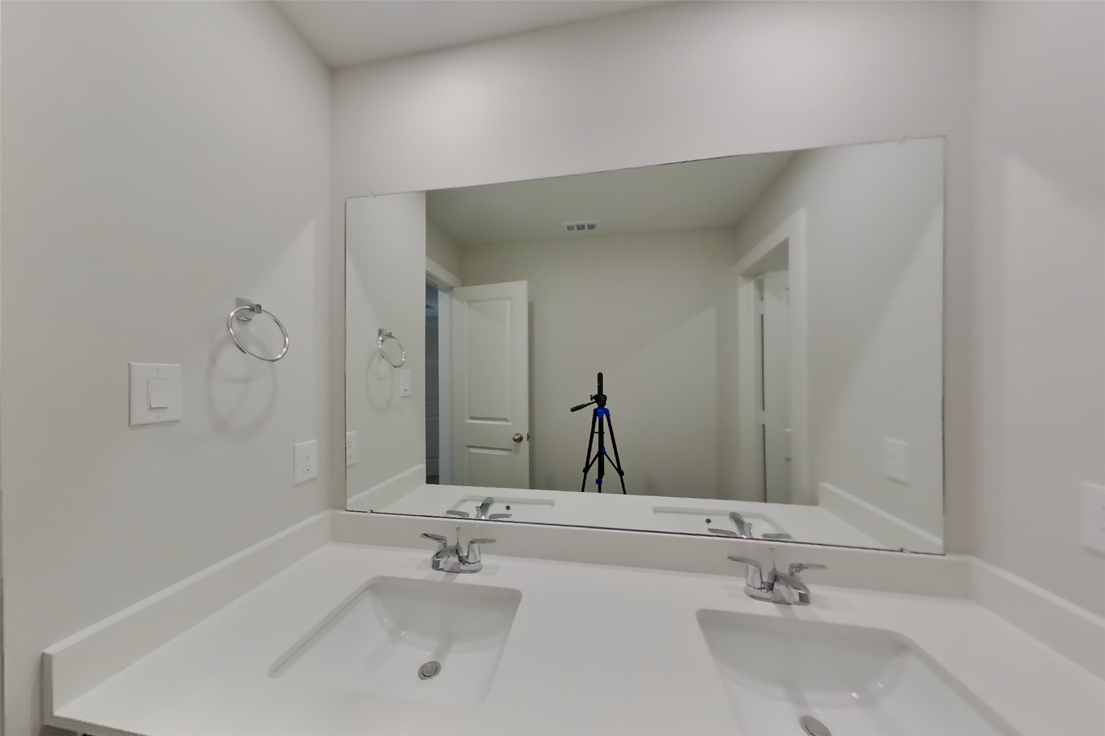22603 Terrazzo Drive Property Photo 12