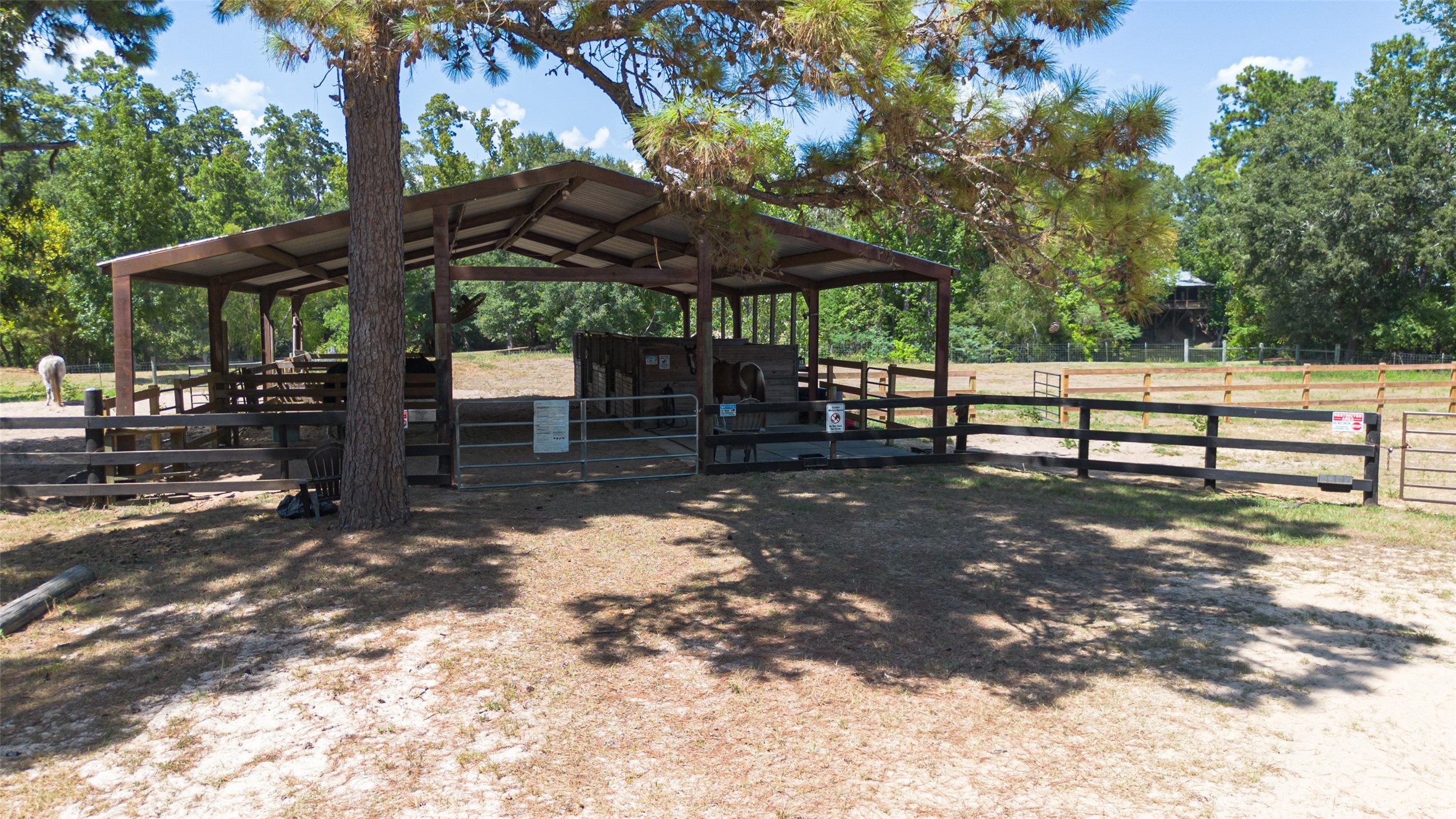 8 Smith Loop S Property Photo 24