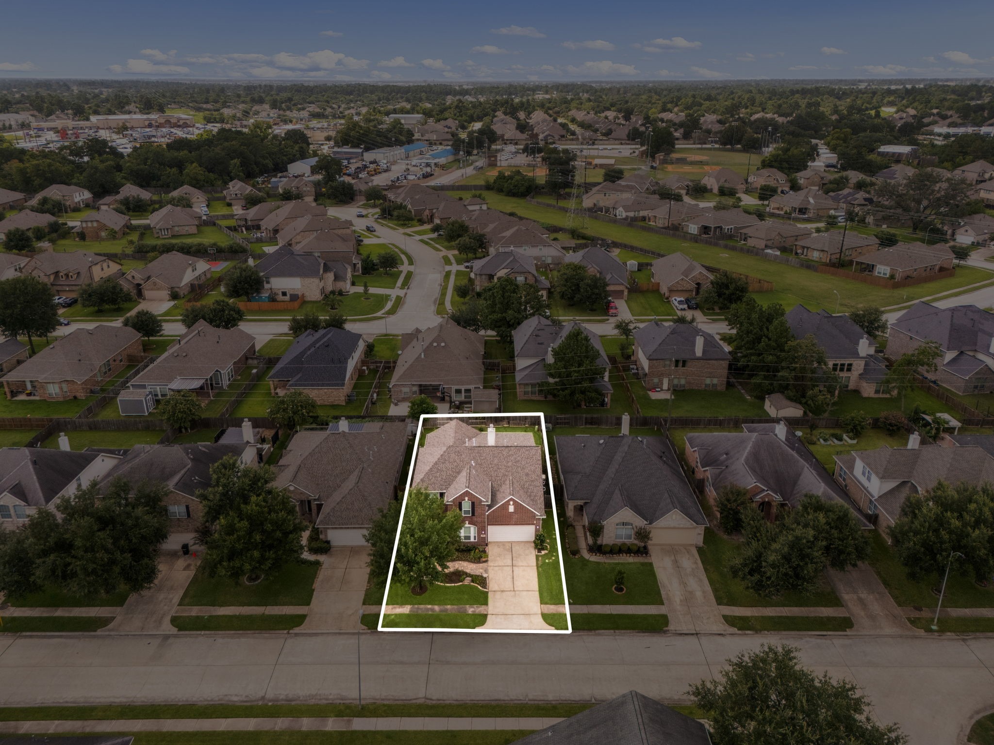 4526 Countrypines Drive Property Photo 4