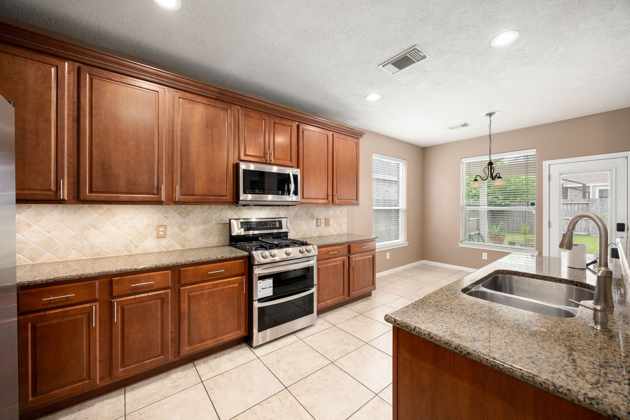 4526 Countrypines Drive Property Photo 18