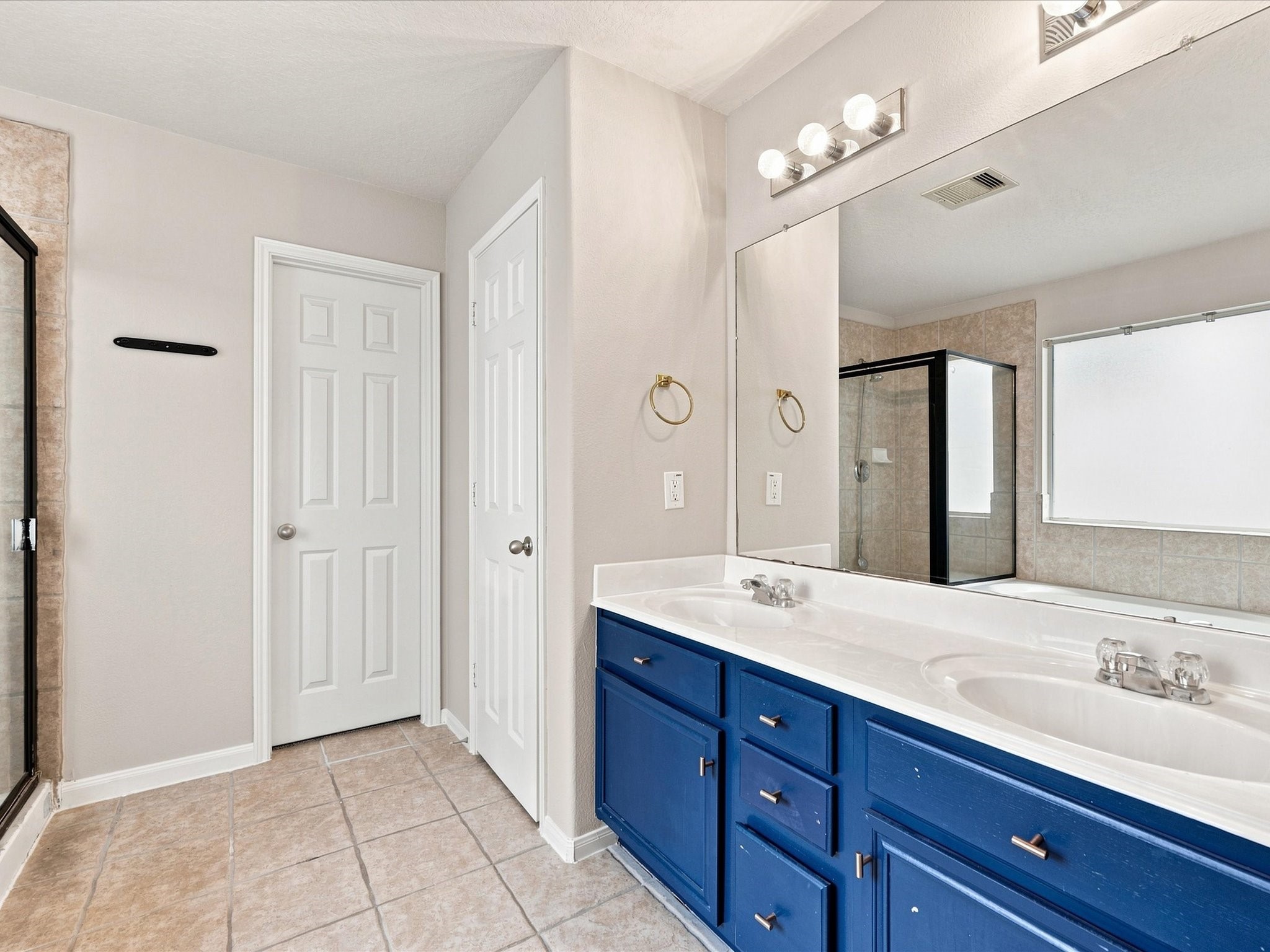 32302 Golden Oak Park Lane Property Photo 13