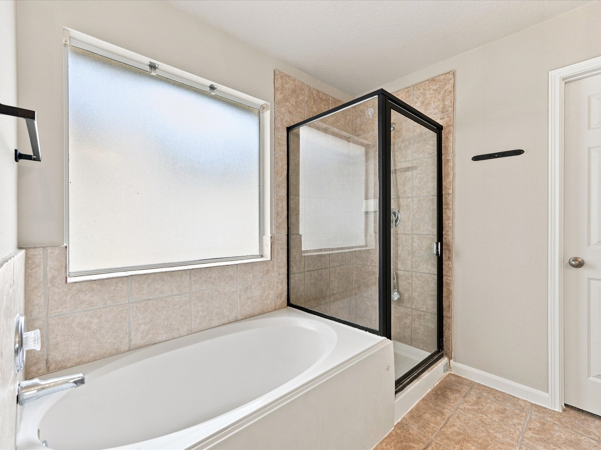 32302 Golden Oak Park Lane Property Photo 14