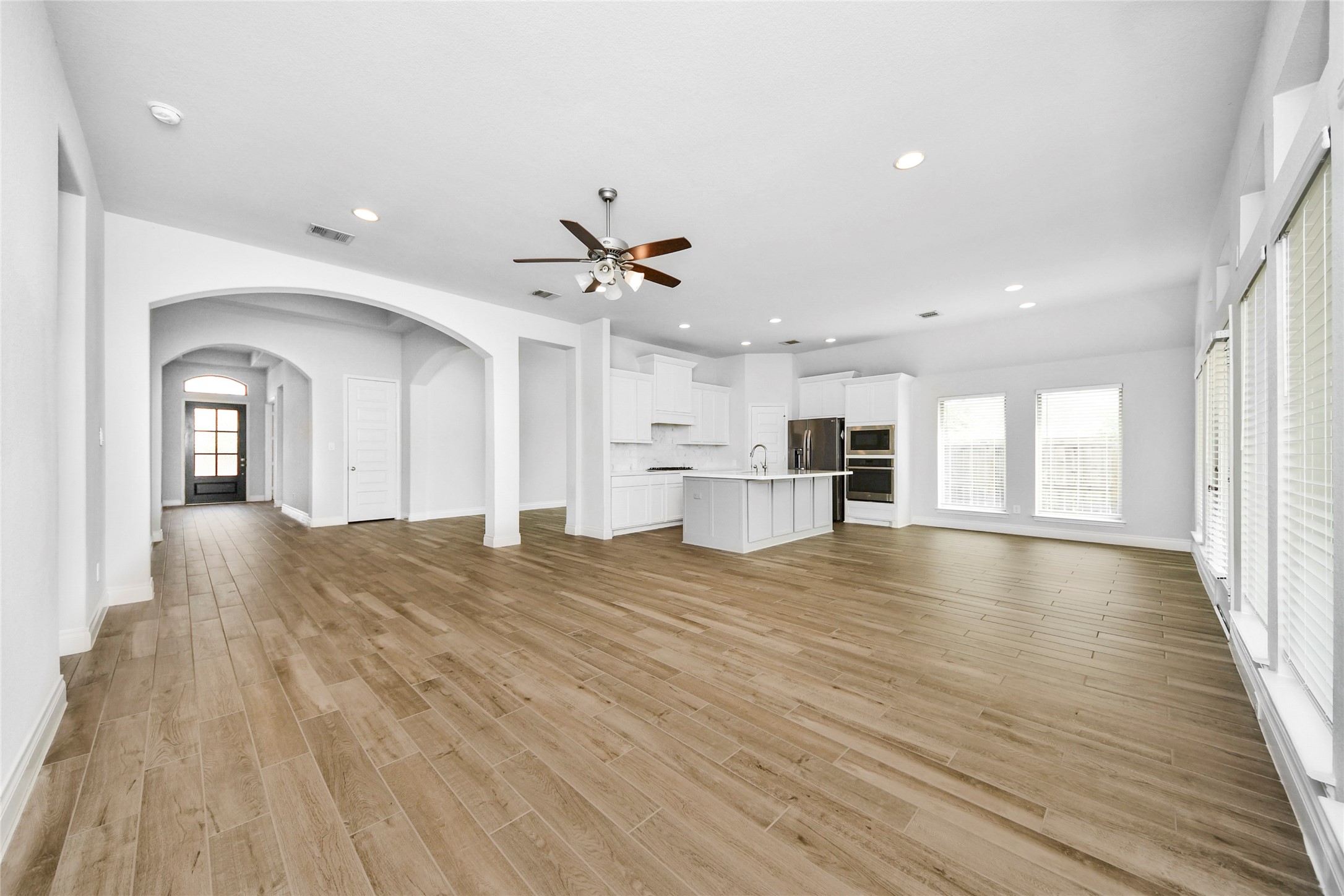5810 Golden Peak Lane Property Photo 18