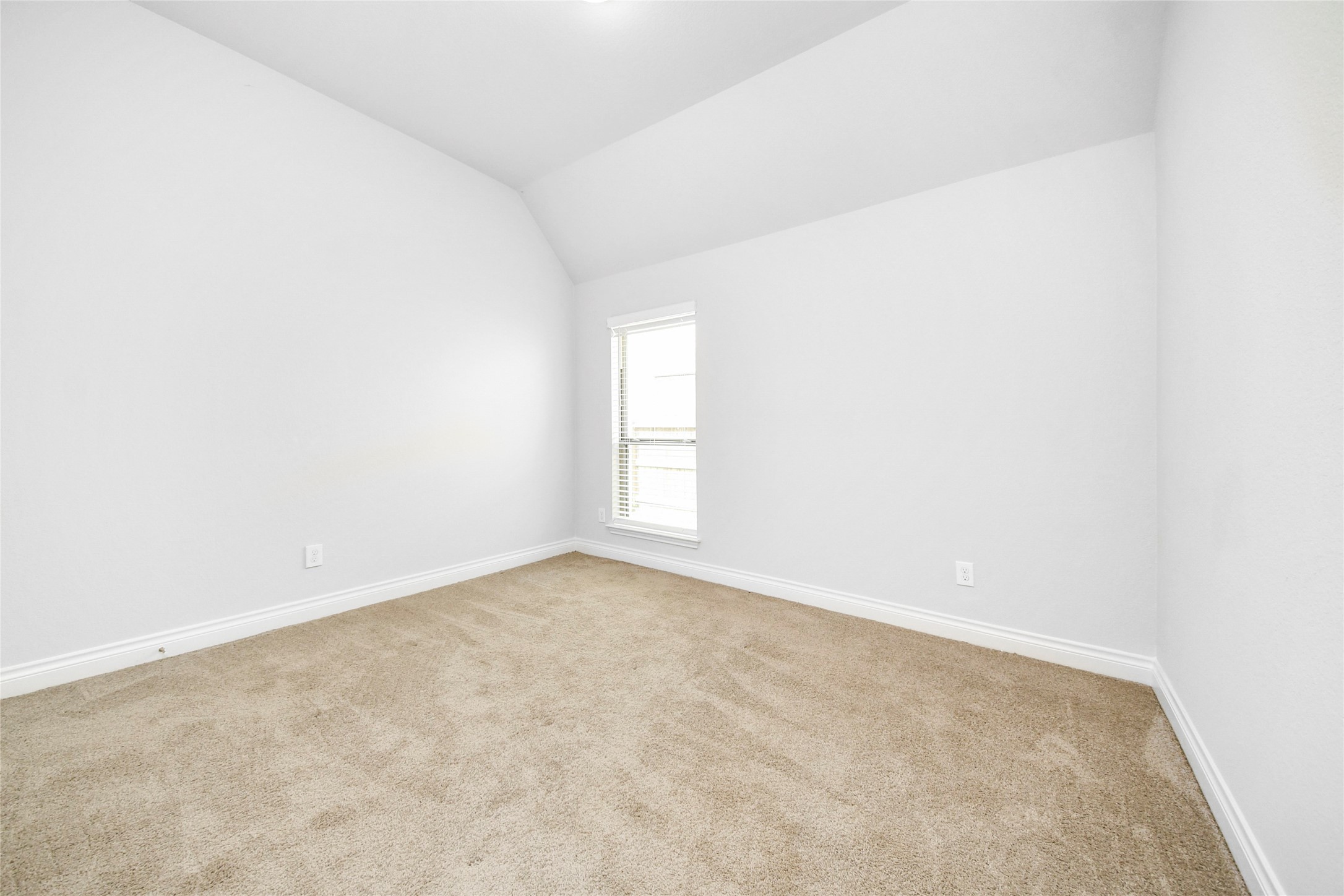 5810 Golden Peak Lane Property Photo 27