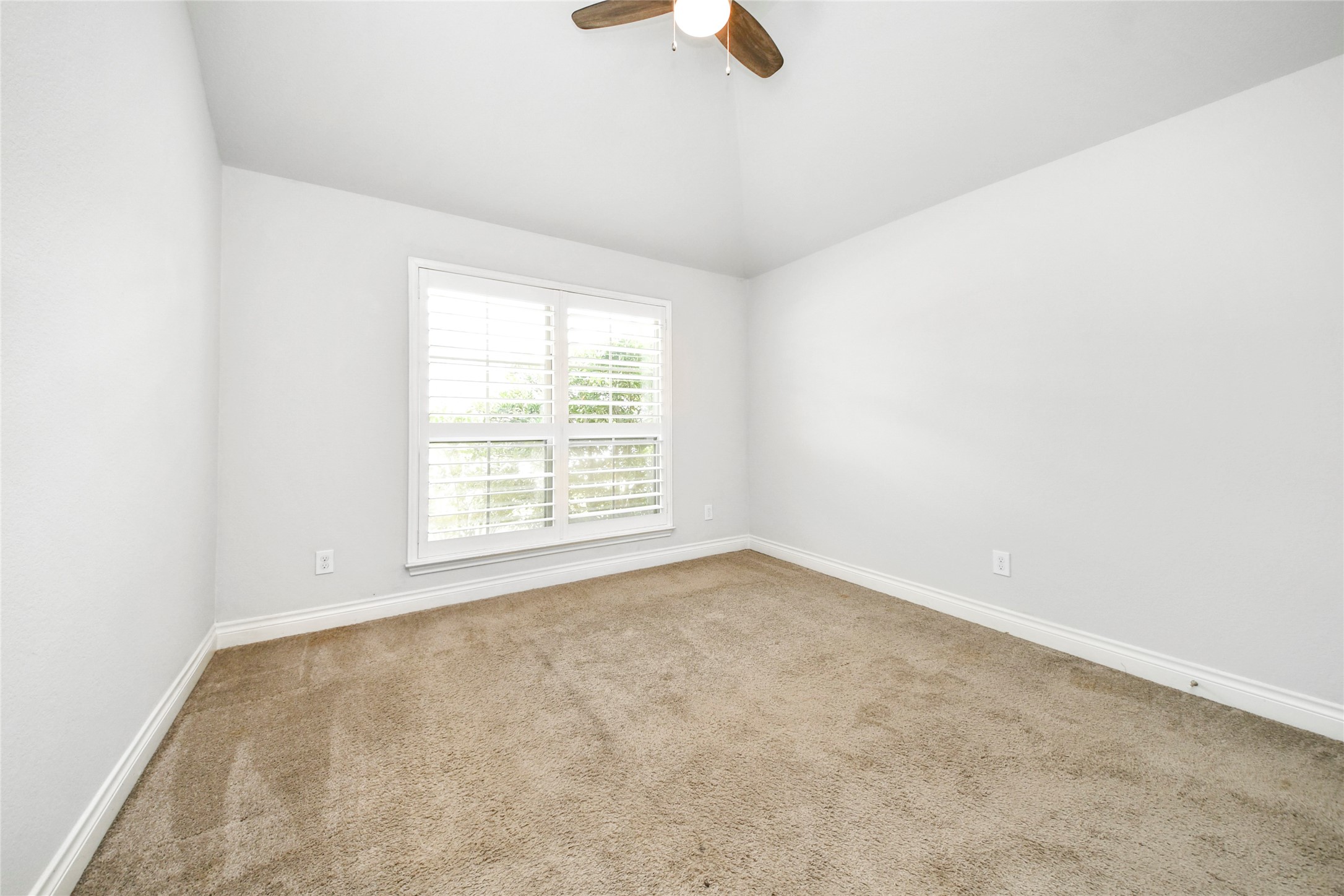 5810 Golden Peak Lane Property Photo 33