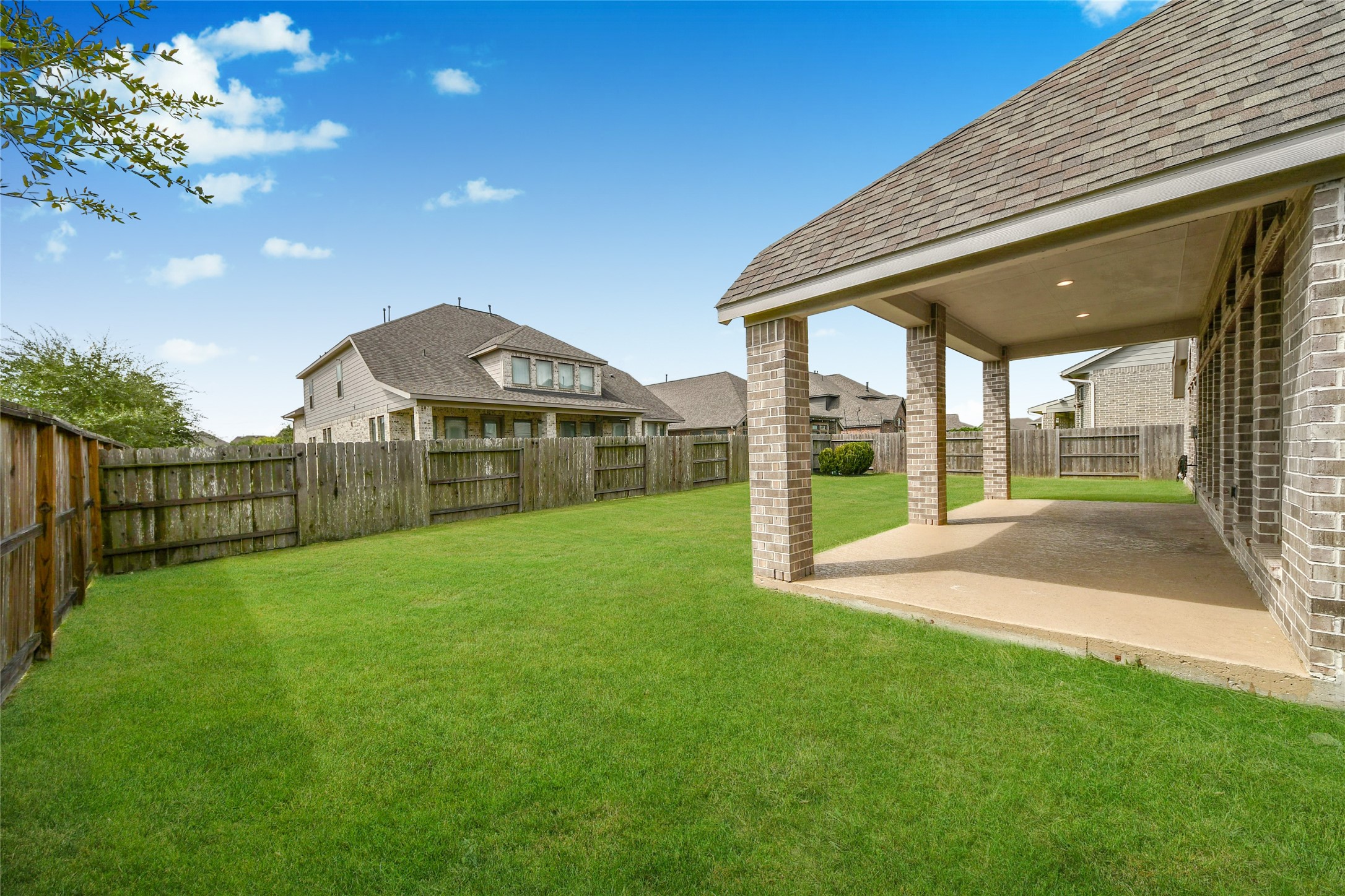 5810 Golden Peak Lane Property Photo 36