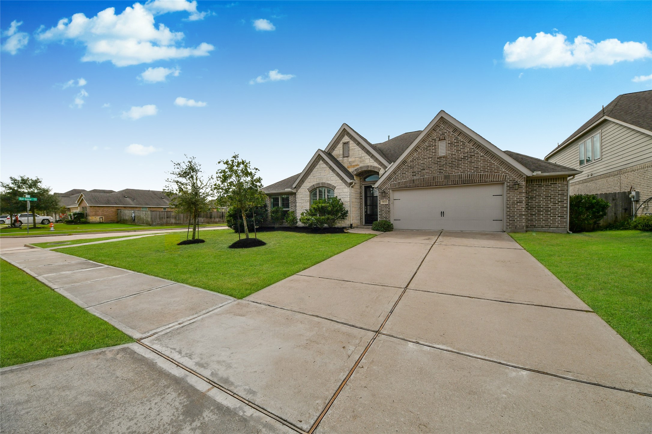 5810 Golden Peak Lane Property Photo 41