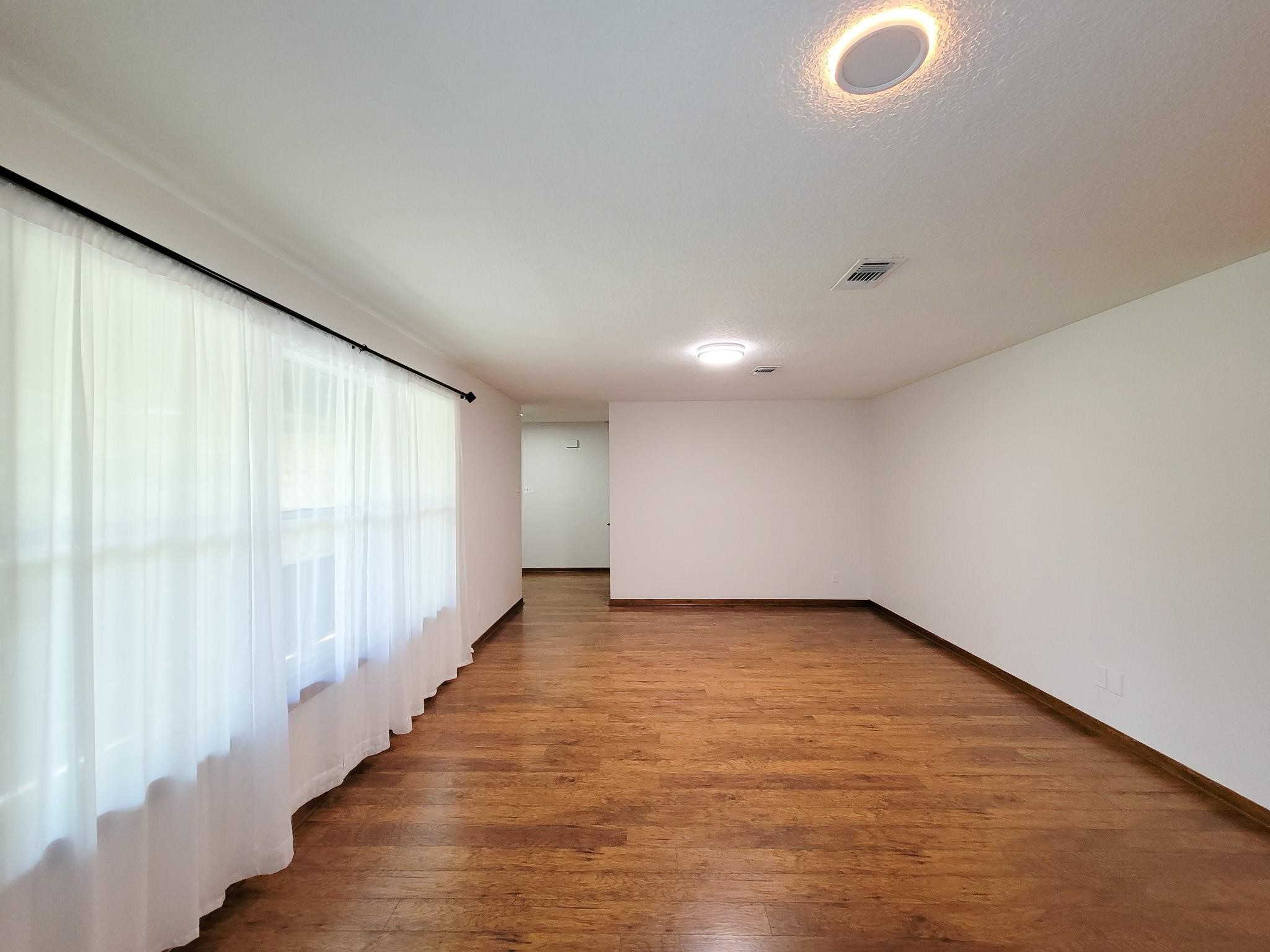 10282 Valley Drive S Property Photo 13