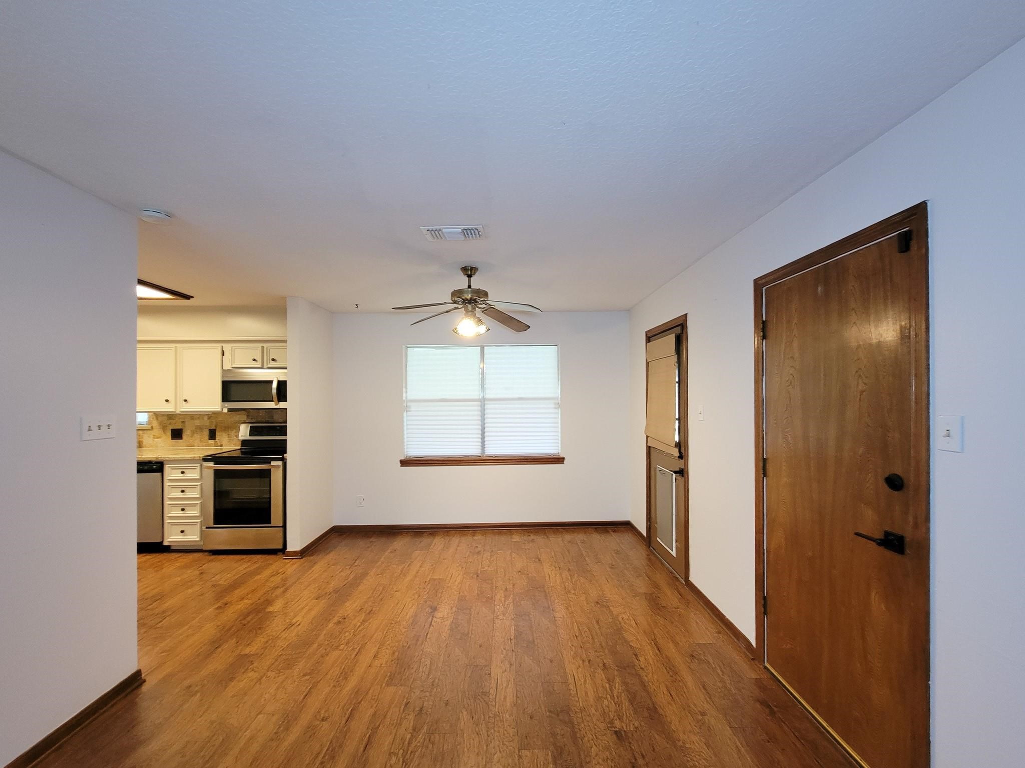 10282 Valley Drive S Property Photo 14