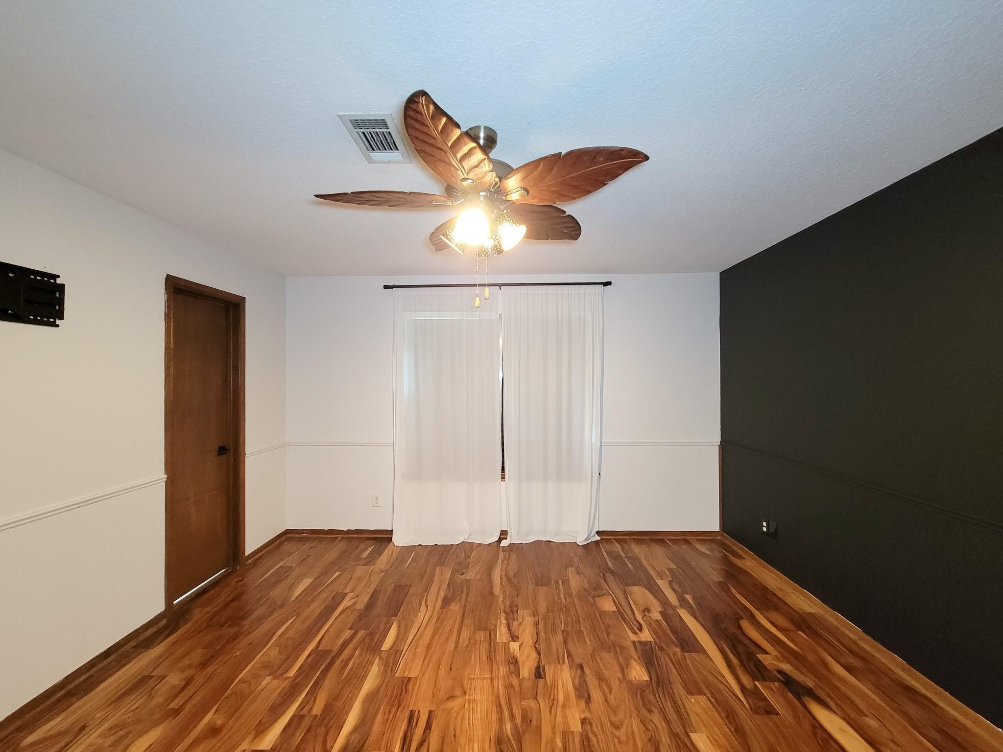 10282 Valley Drive S Property Photo 29
