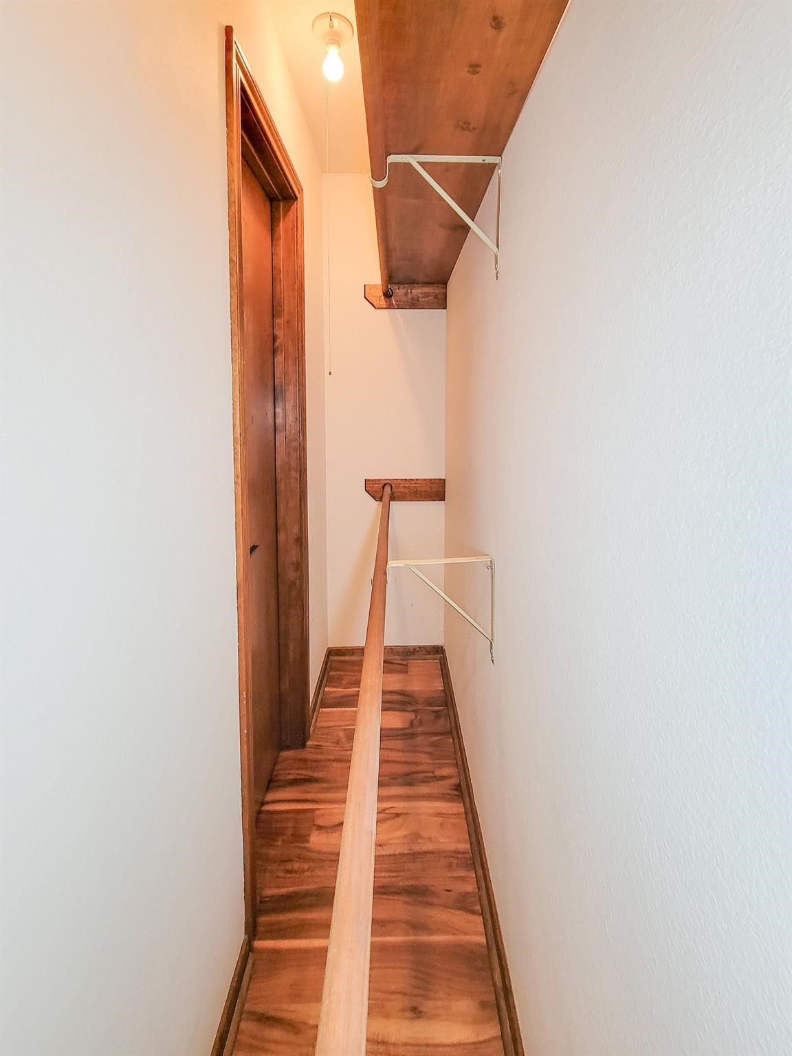 10282 Valley Drive S Property Photo 35