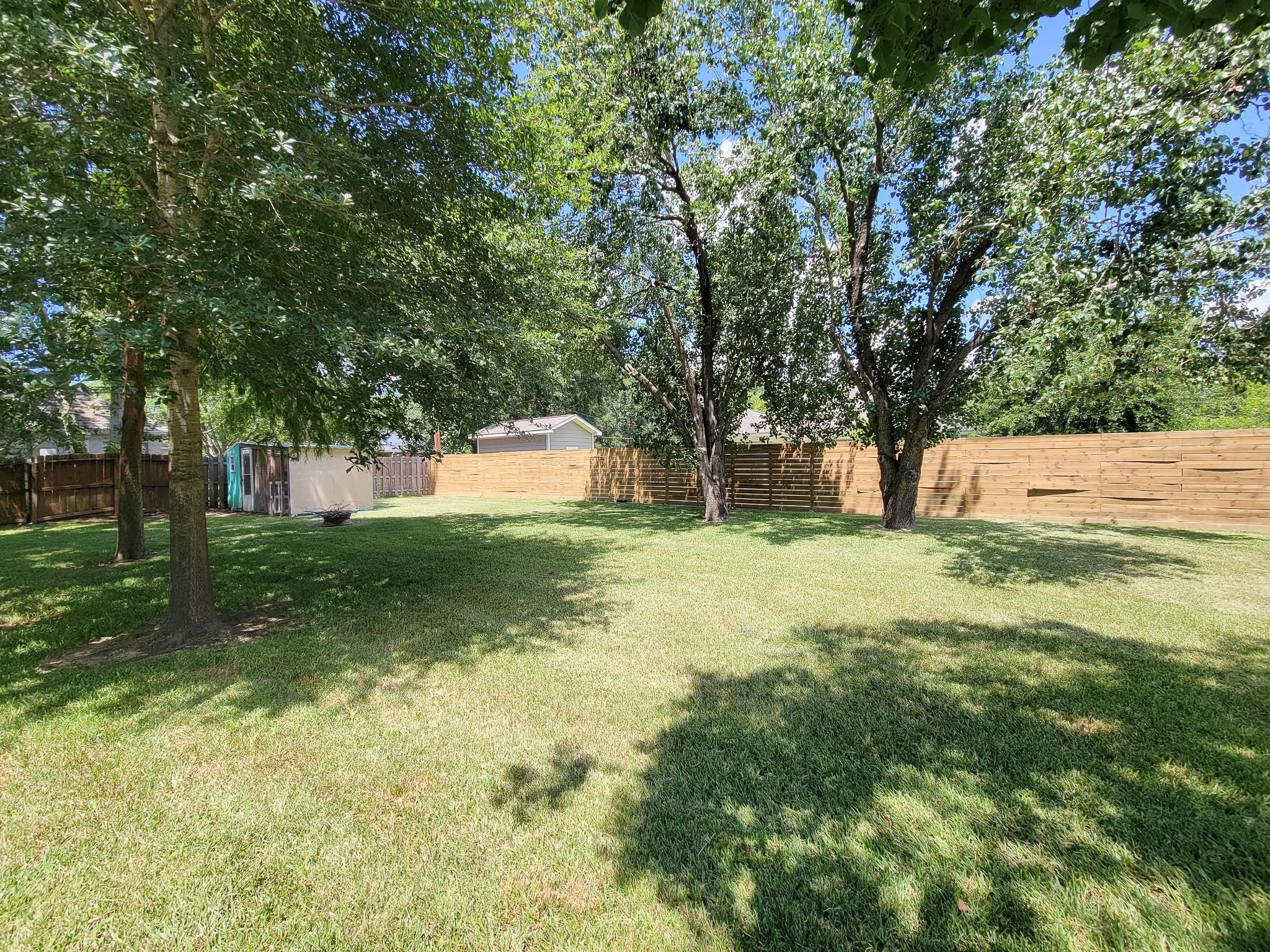 10282 Valley Drive S Property Photo 40