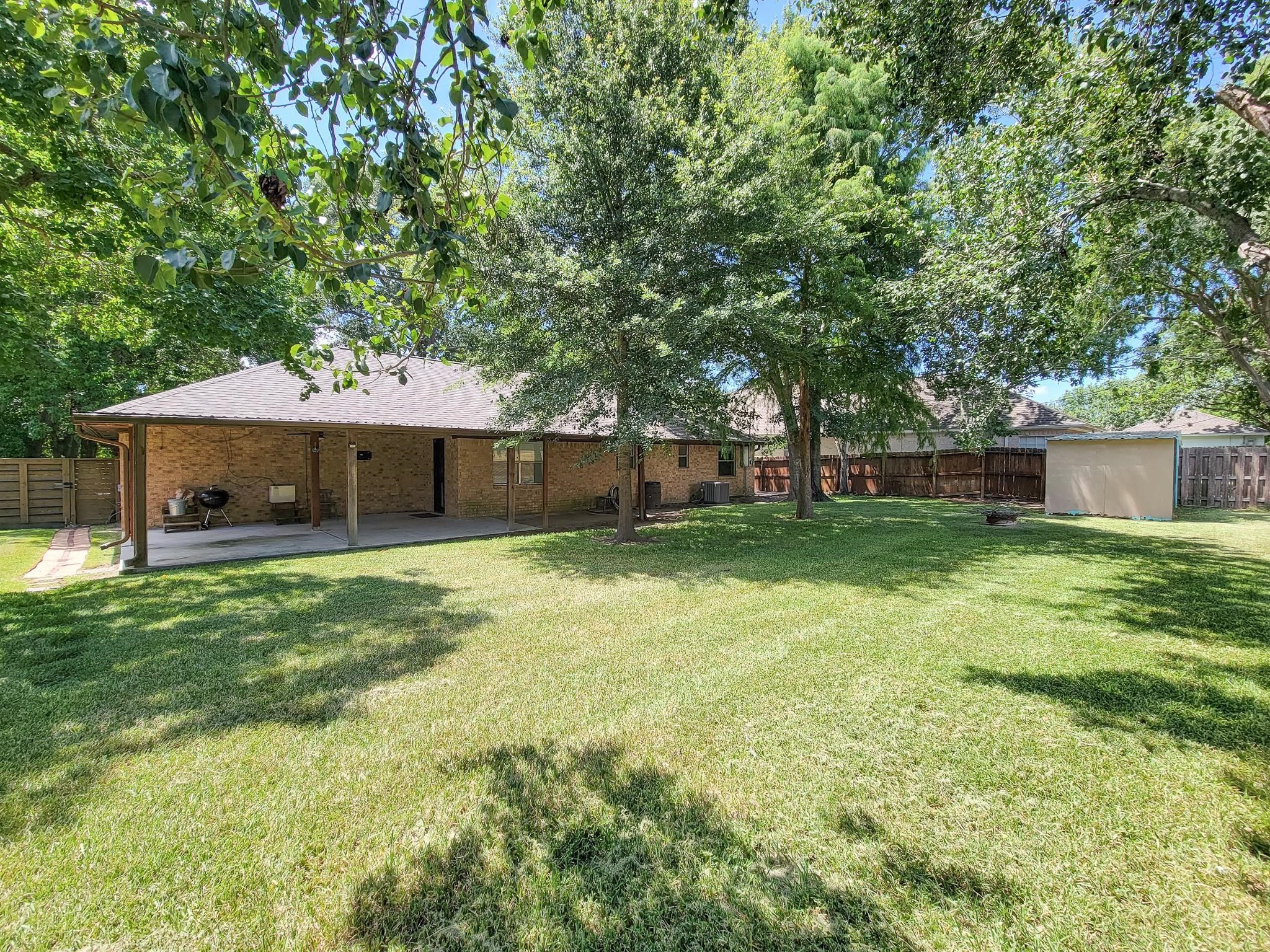 10282 Valley Drive S Property Photo 41